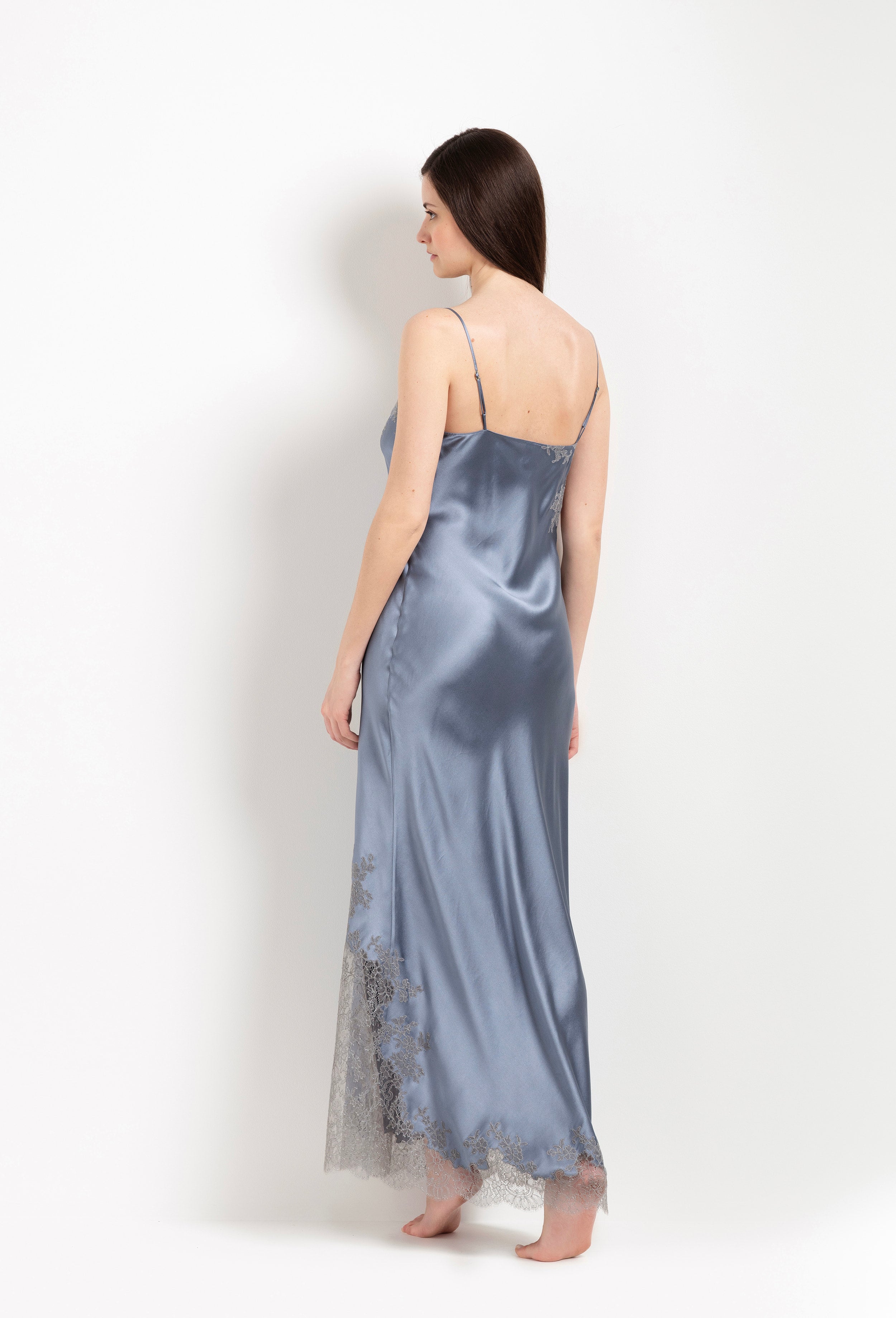 Made of silk and lace, explore the lingerie collection Hiver 2026-27 from the house Carine Gilson with this Long Dress Straight Neckline in Blue stone Silk with Grey lace