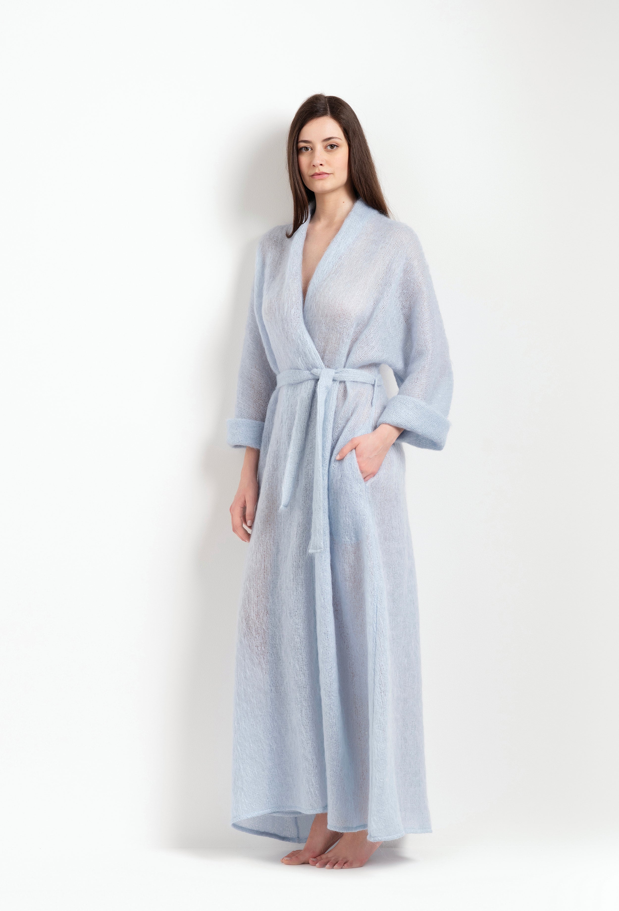 Be seduced by Carine Gilson most beautiful loungewear collection with this Long Raglan Jacket in Blue mohair
