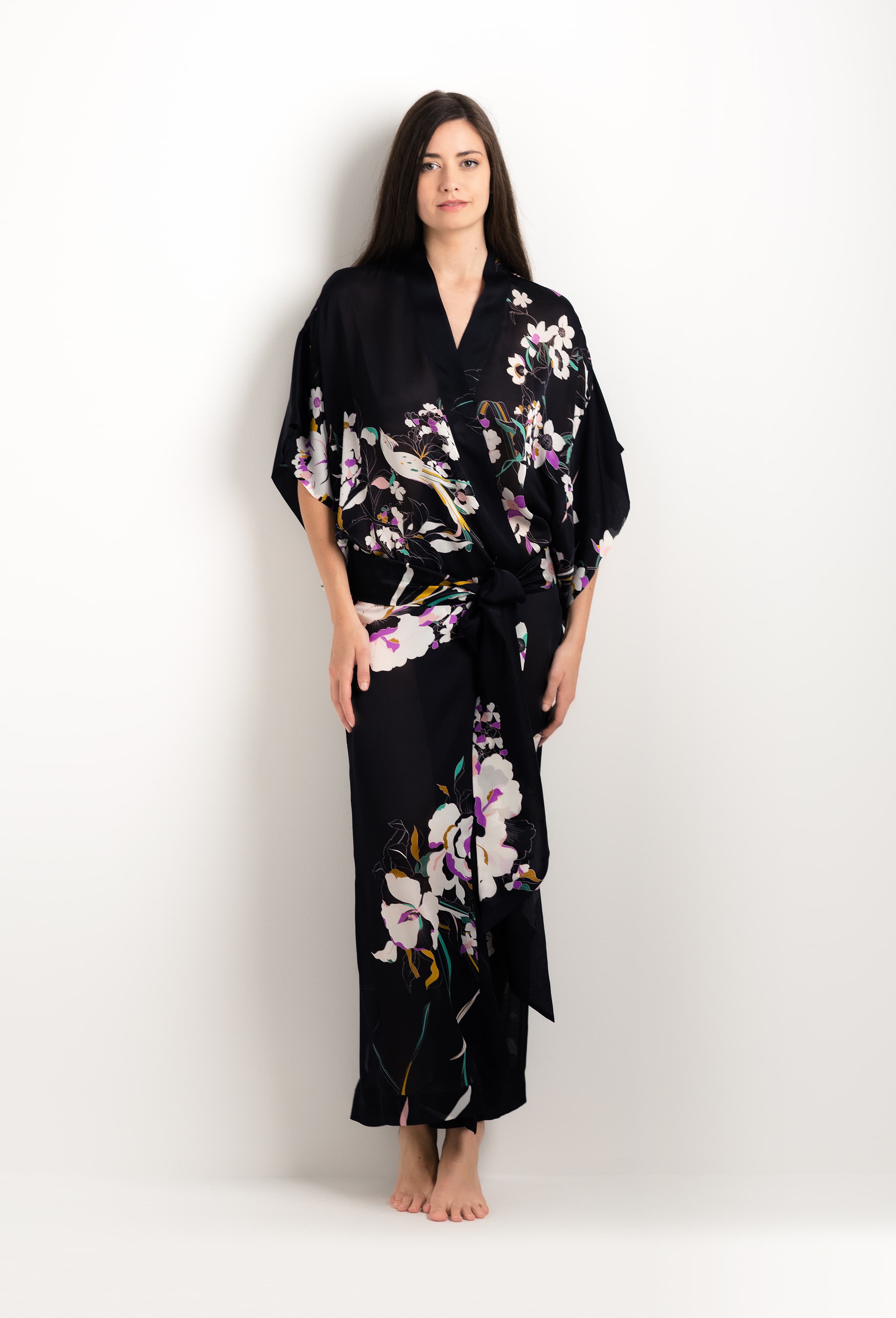 Made of silk and lace, explore the lingerie collection 2025 cruise from the house Carine Gilson with this Long Kimono Short Sleeves in Shadow of paradise Black Silk