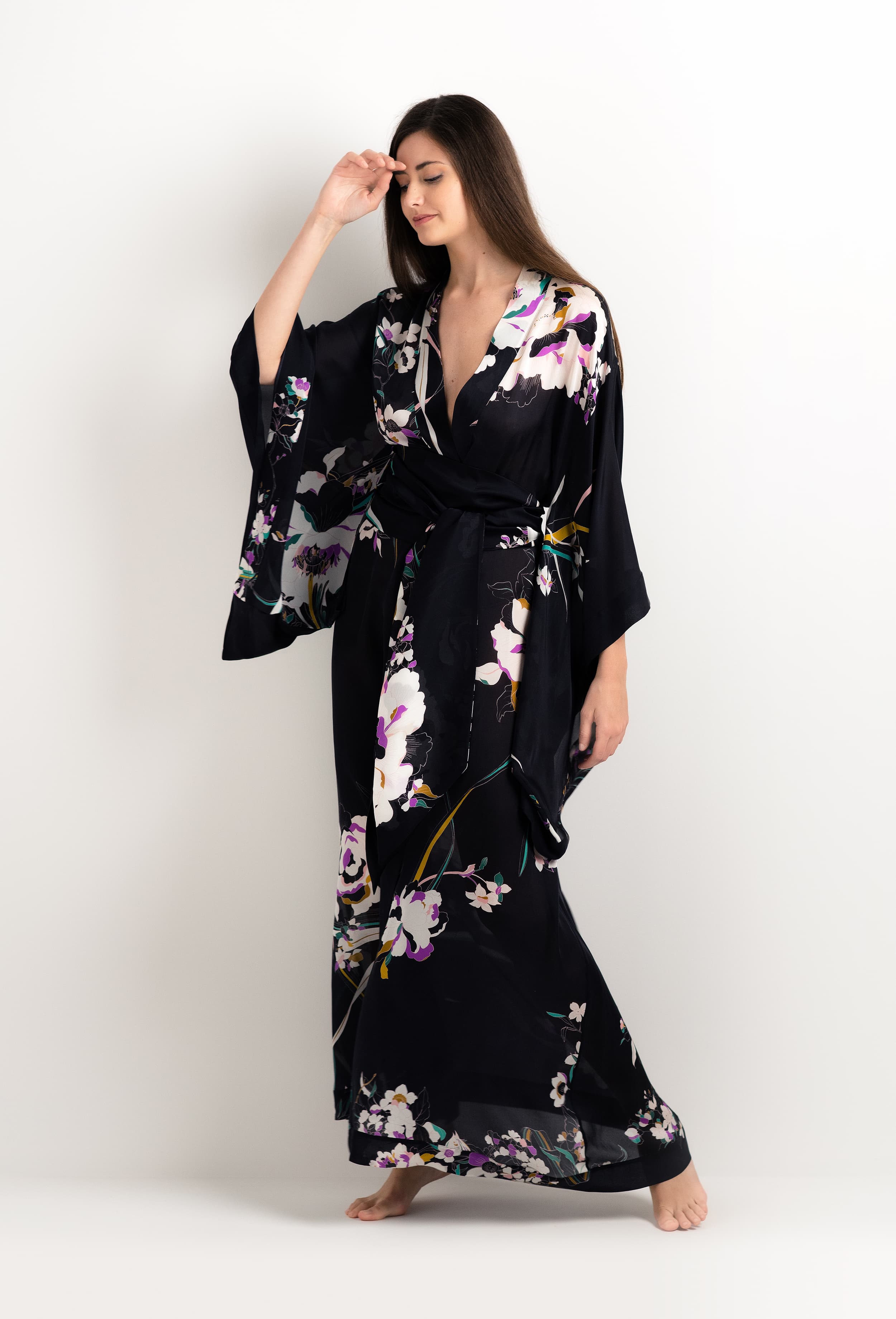 Be seduced by Carine Gilson most beautiful silk lingerie collection with this Long Kimono Butterfly Sleeves in Shadow of paradise Black Silk