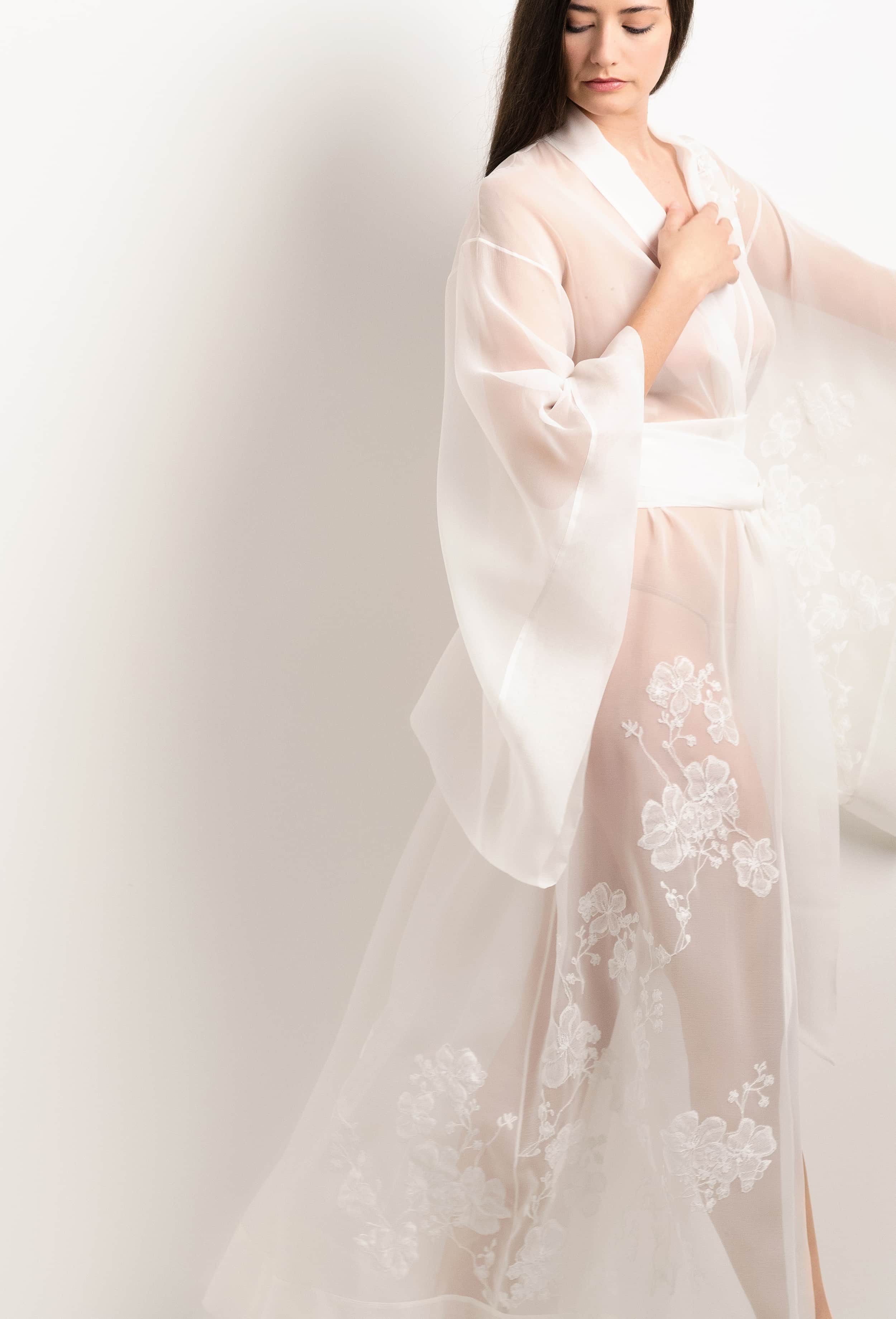 Discover the 2025 Summer collection of lingerie couture from the house Carine Gilson with this Long Kimono Butterfly Sleeves in Natural Silk  with Natural lace