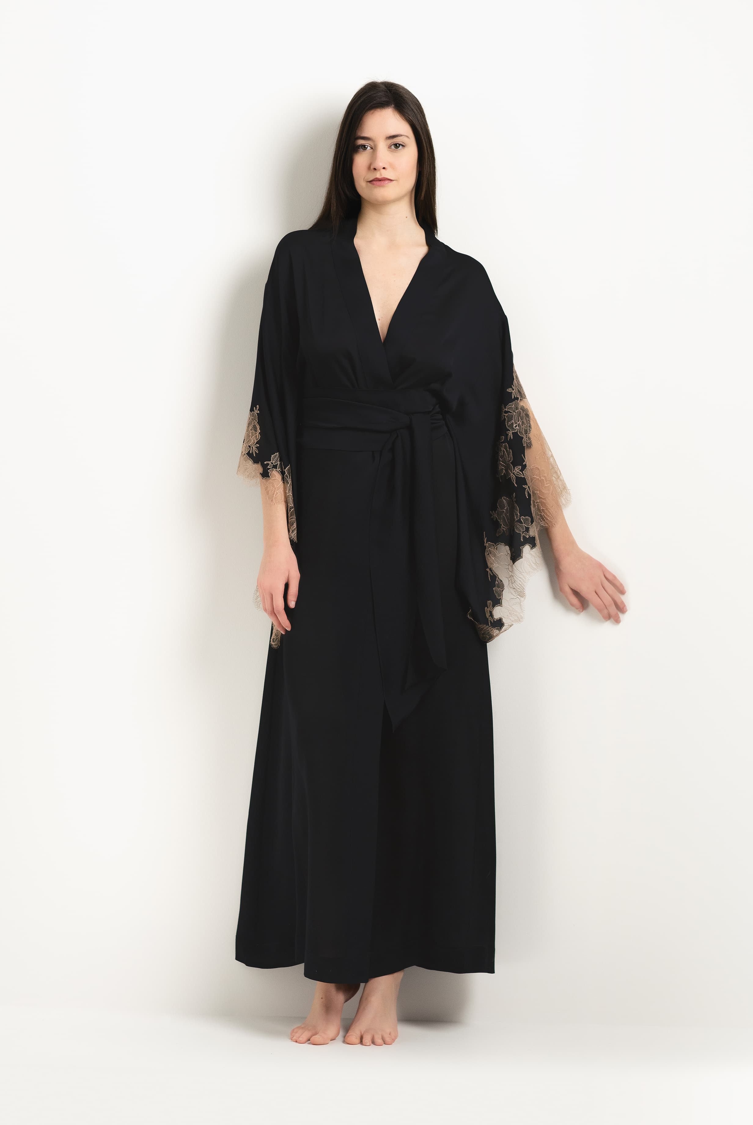 Be seduced by Carine Gilson most beautiful silk lingerie collection with this Long Kimono Butterfly Sleeves in Black Silk with Vison lace