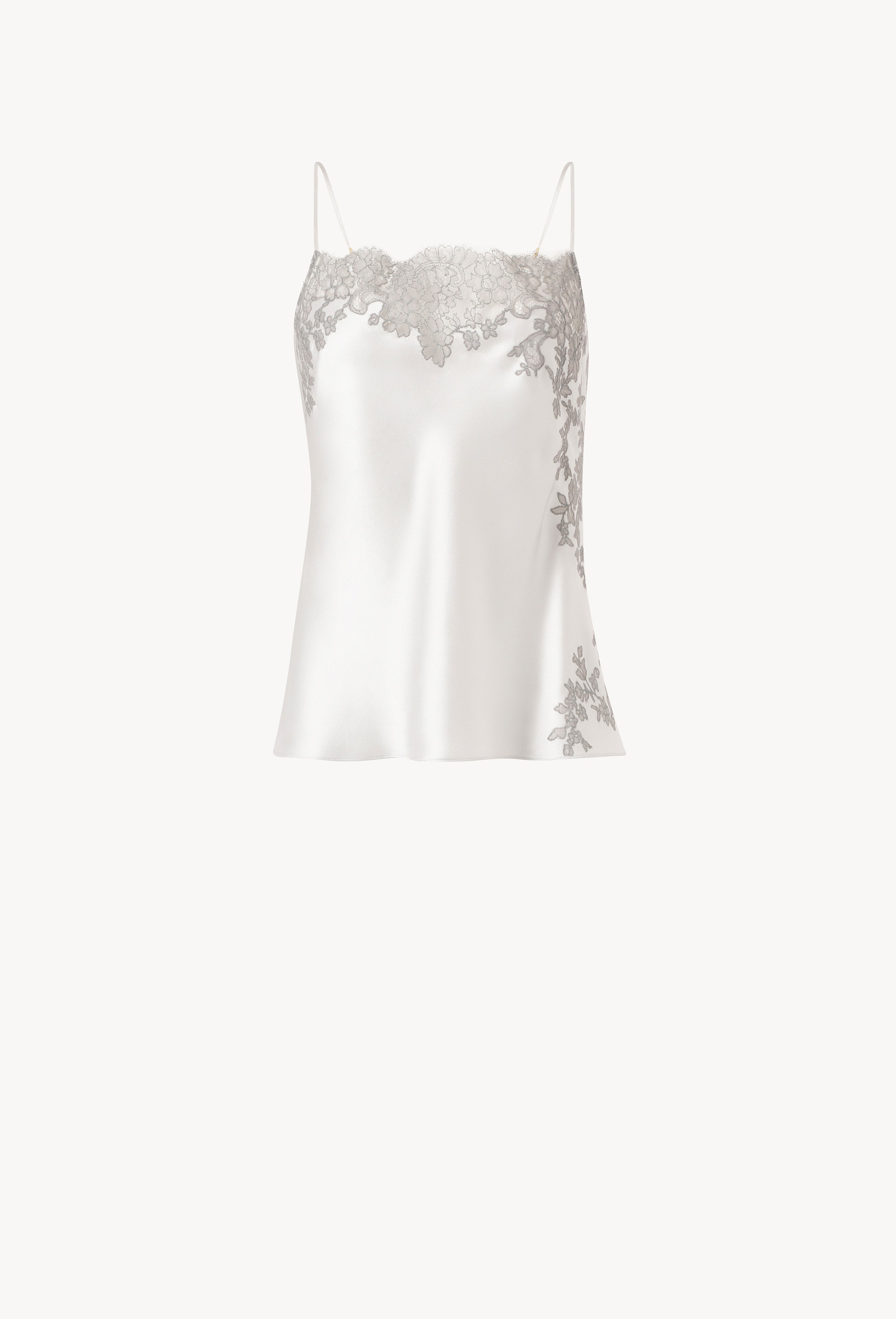 Discover the unique craftmanship of the belgian designer Carine Gilson in her atelier for the Hiver 2026-27 collection with this camisole straight neckline in silver grey silk  with grey lace