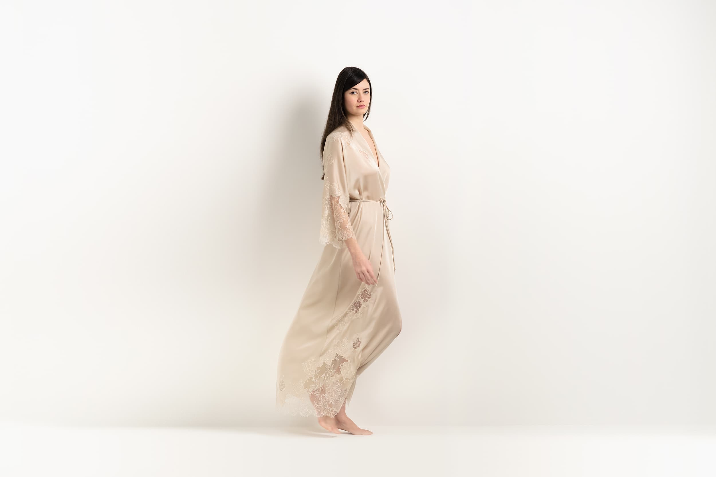 Made of silk and lace, explore the lingerie collection 2025 Winter from the house Carine Gilson with this Long Kimono Raglan Style in sand beige Silk  with ivory lace