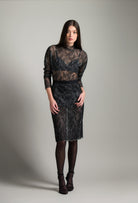 Enter Carine Gilson's world and the most beautiful silk lingerie with the Hiver 2026-27 collection with this Straight Skirt in Grey and black lace