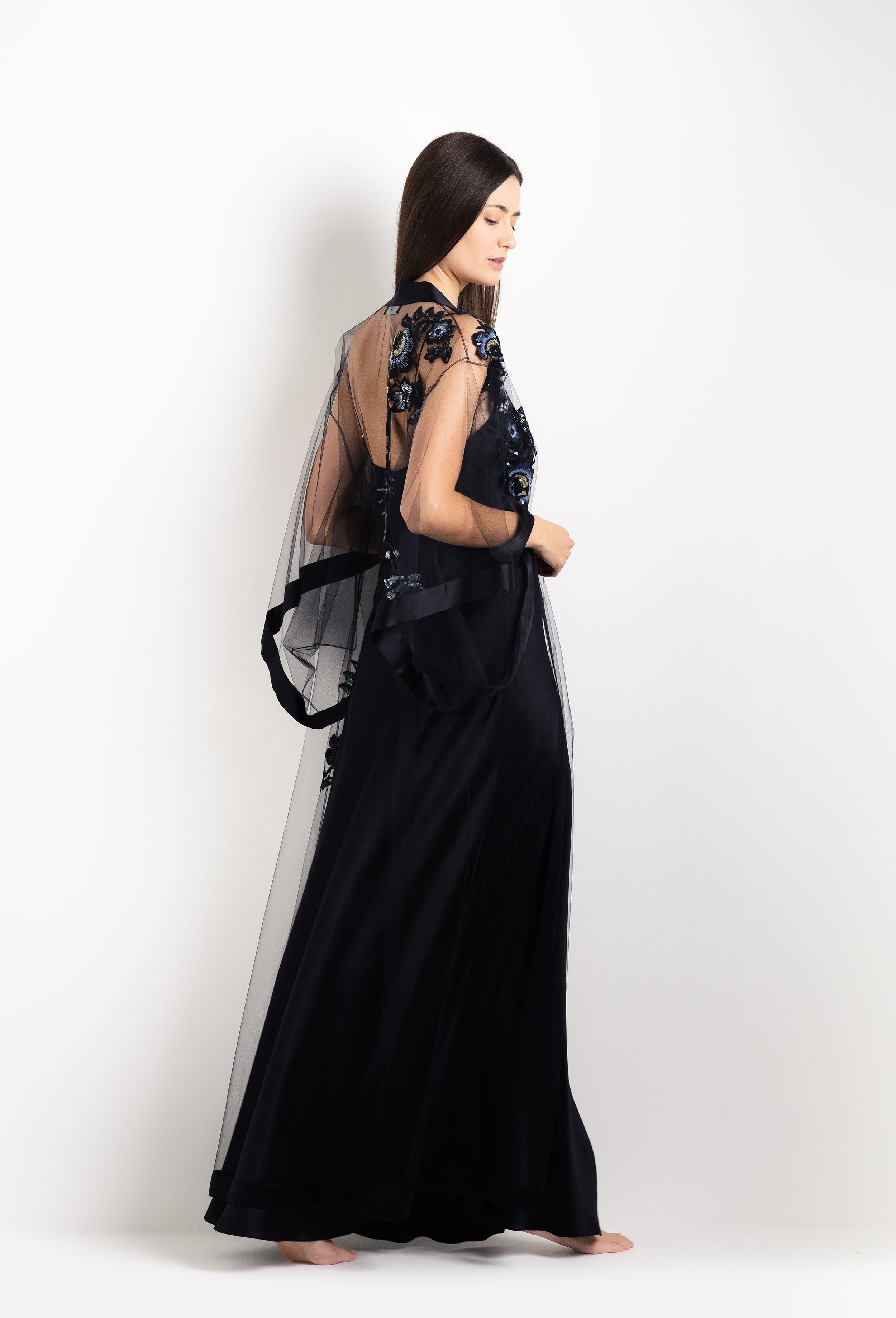 Be seduced by Carine Gilson most beautiful silk anf lace collection with this Long Kimono Butterfly Sleeves in black Silk  with Sparkling black lace