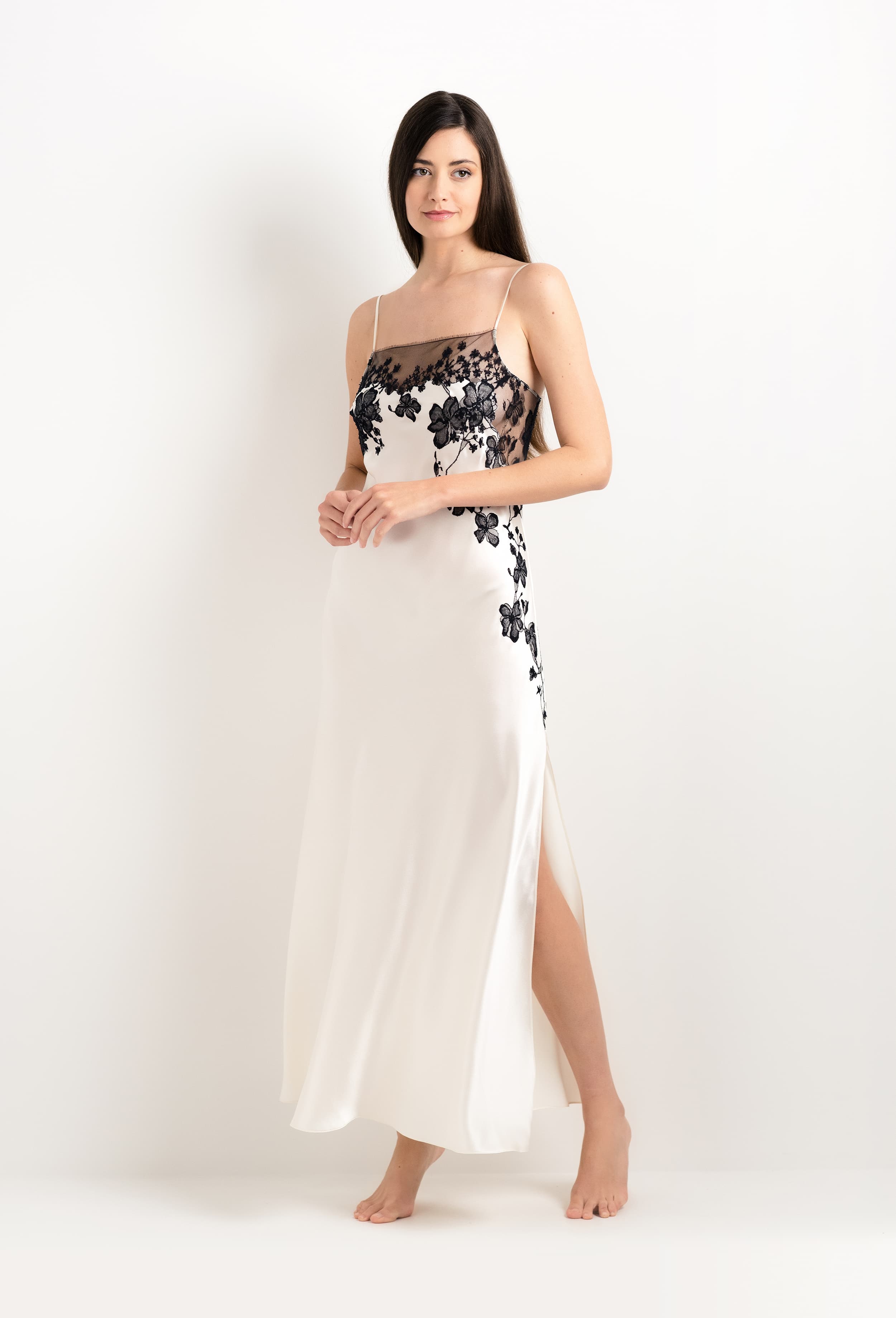 ★ SALON DE YOHN ★BASIC PIQUE SLIP DRESS Long silk slip dress - Pearl and Black Sakura lace – Carine
