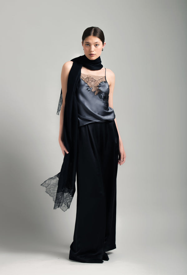 Enter Carine Gilson's world and the most beautiful silk lingerie with the Winter 2026-27 collection with this Camisole Straight Neckline in StormGrey Silk  with Black lace