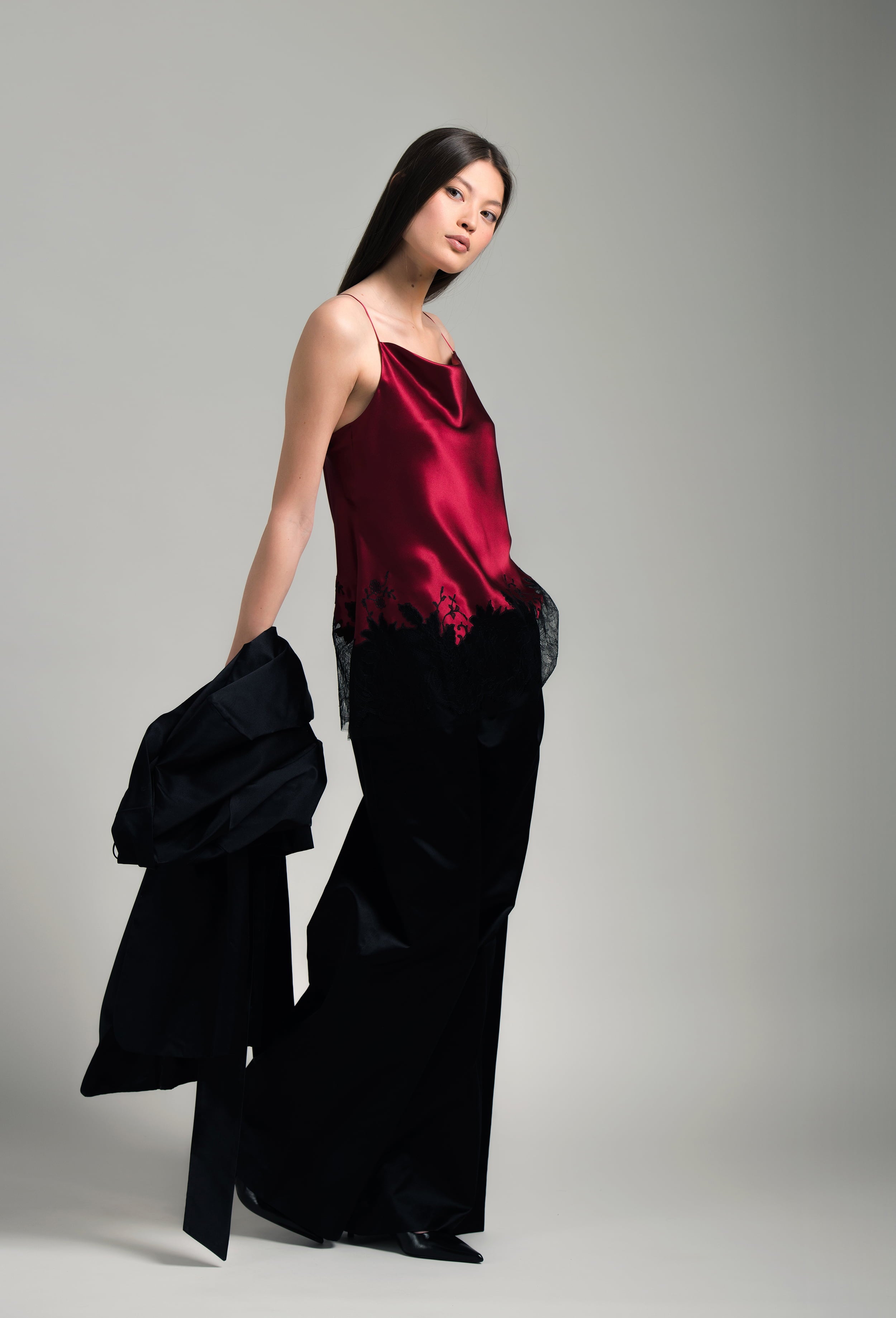 Made of silk and lace, explore the lingerie collection Winter 2026-27 from the house Carine Gilson with this Long top with Scoop Neckline in Rubis red Silk  with Black lace