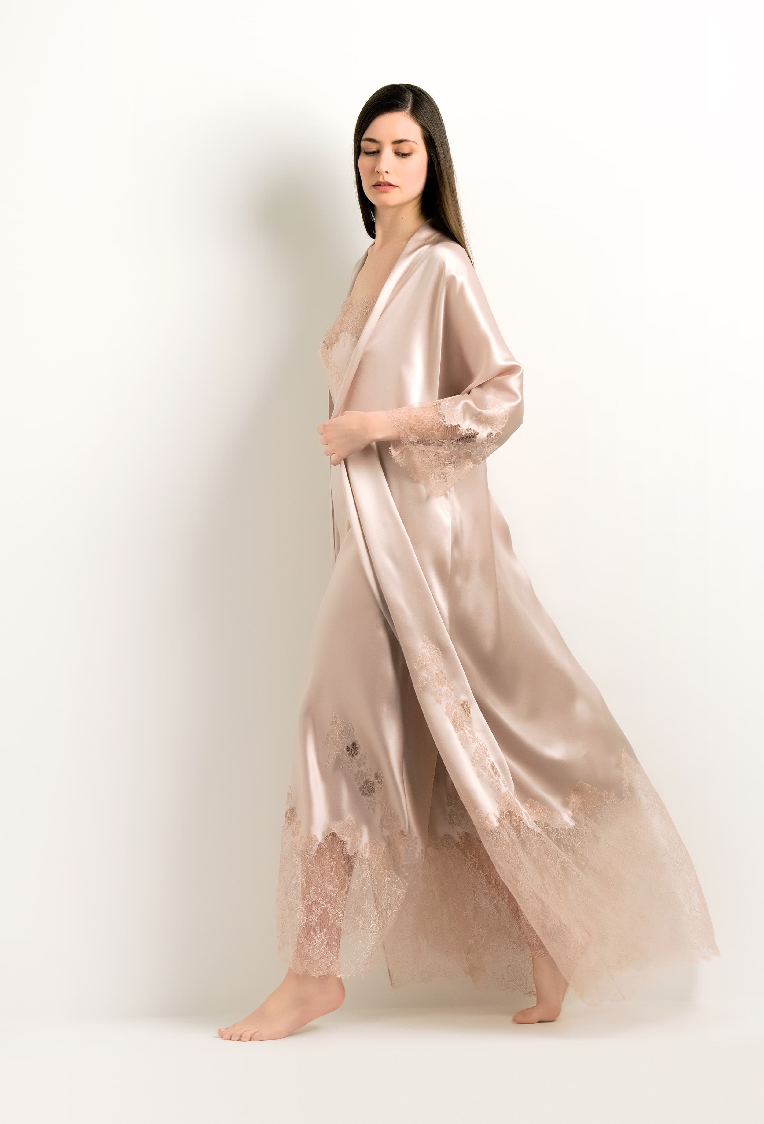 Discover the 2024 winter collection of lingerie couture from the house Carine Gilson with this Long Gown Straight Neckline in dove grey lilac Silk with pink rose lace