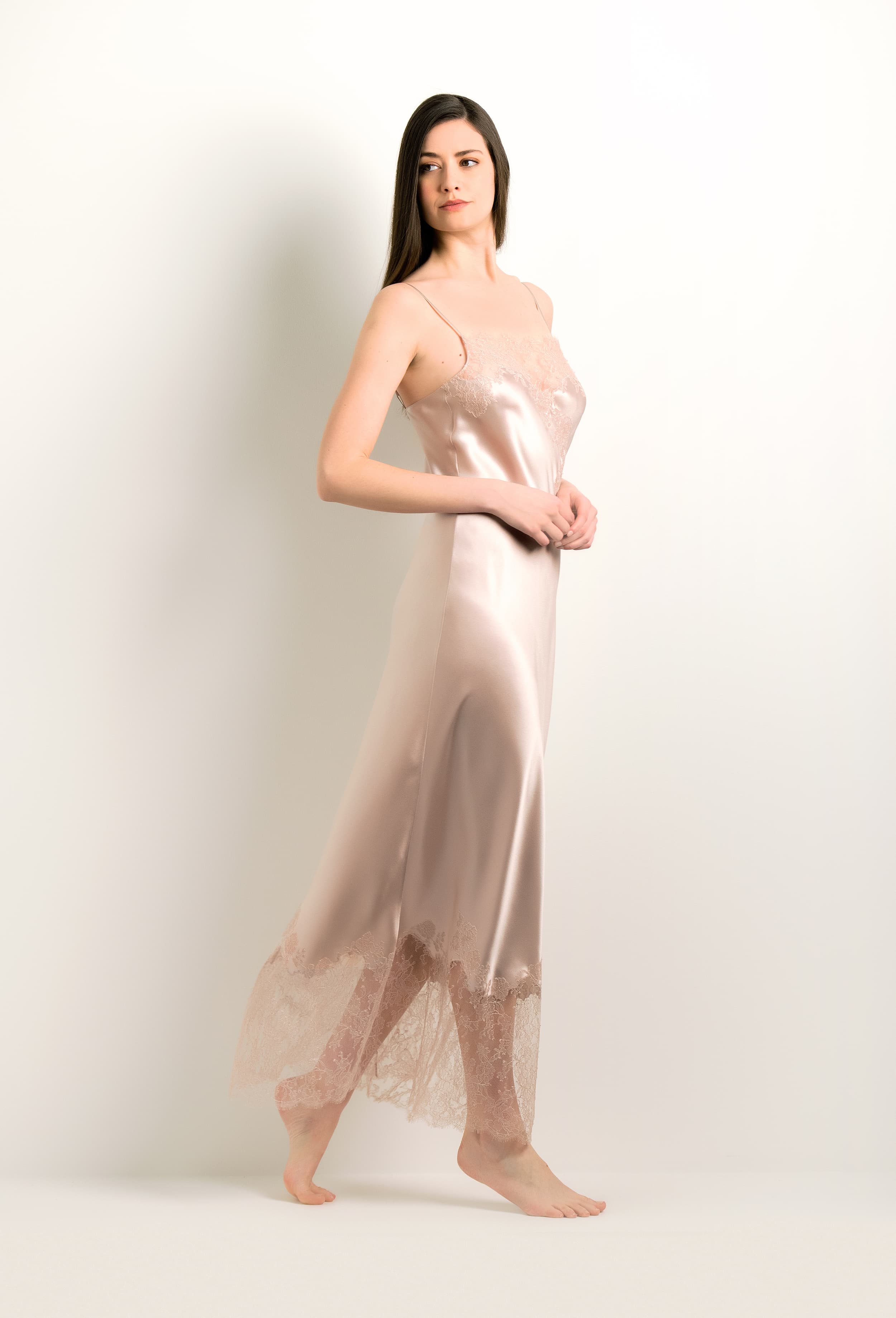 Discover the 2024 winter collection of lingerie couture from the house Carine Gilson with this Long Gown Straight Neckline in dove grey lilac Silk with pink rose lace