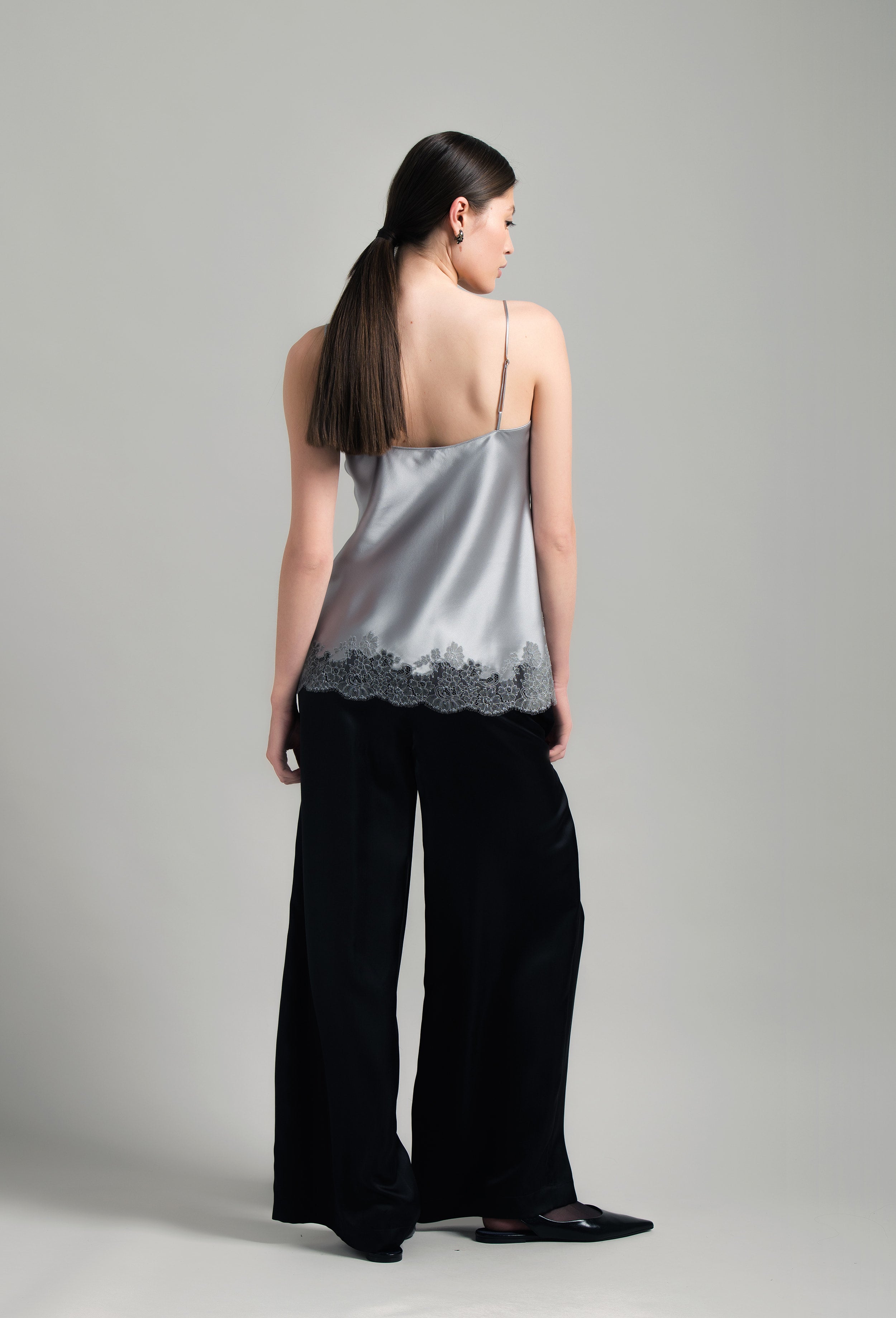 Made of silk and lace, explore the lingerie collection Hiver 2026-27 from the house Carine Gilson with this Long Top with Classic Neckline in LeadGrey Silk  with Grey lace
