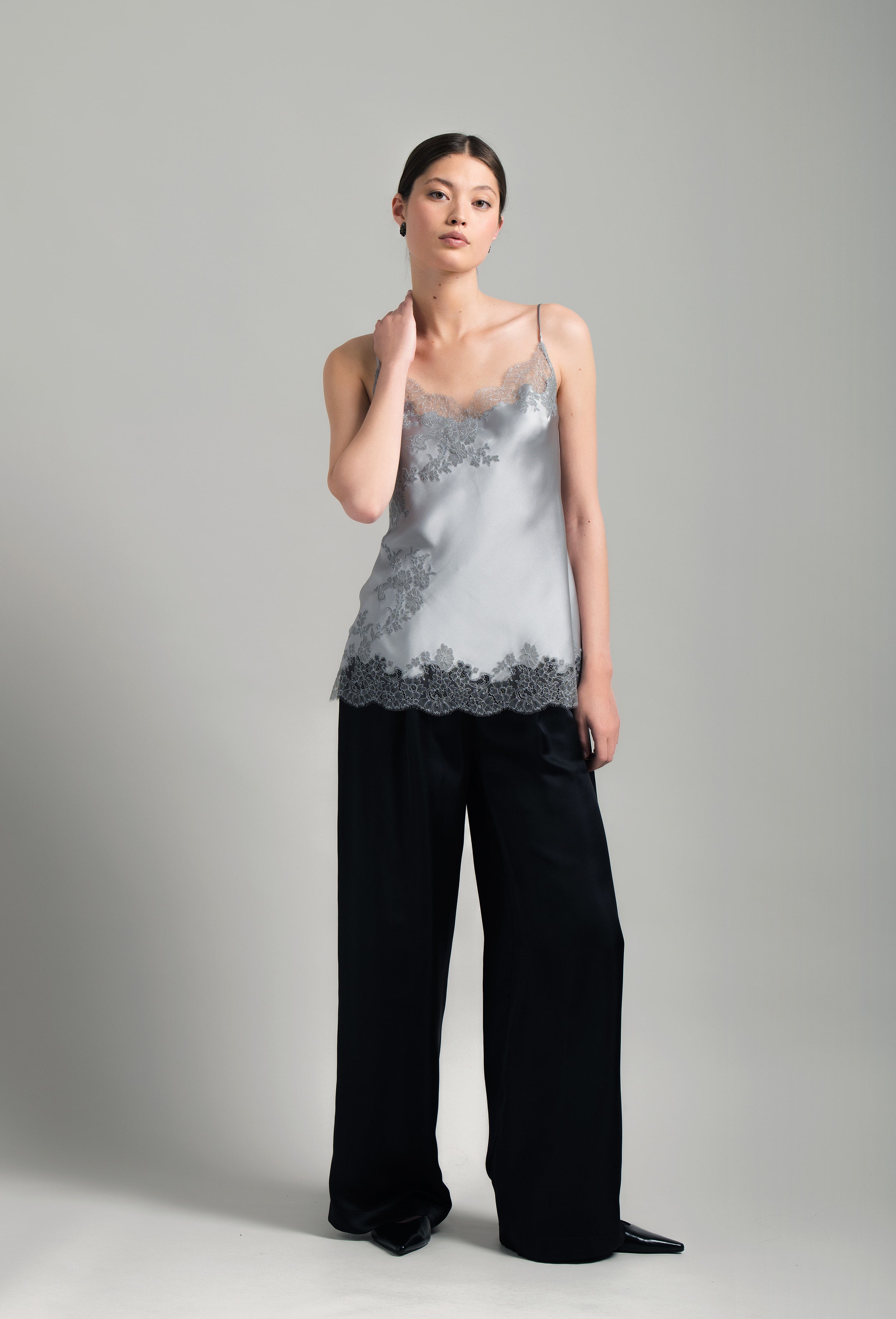 Made of silk and lace, explore the lingerie collection Hiver 2026-27 from the house Carine Gilson with this Long Top with Classic Neckline in LeadGrey Silk  with Grey lace