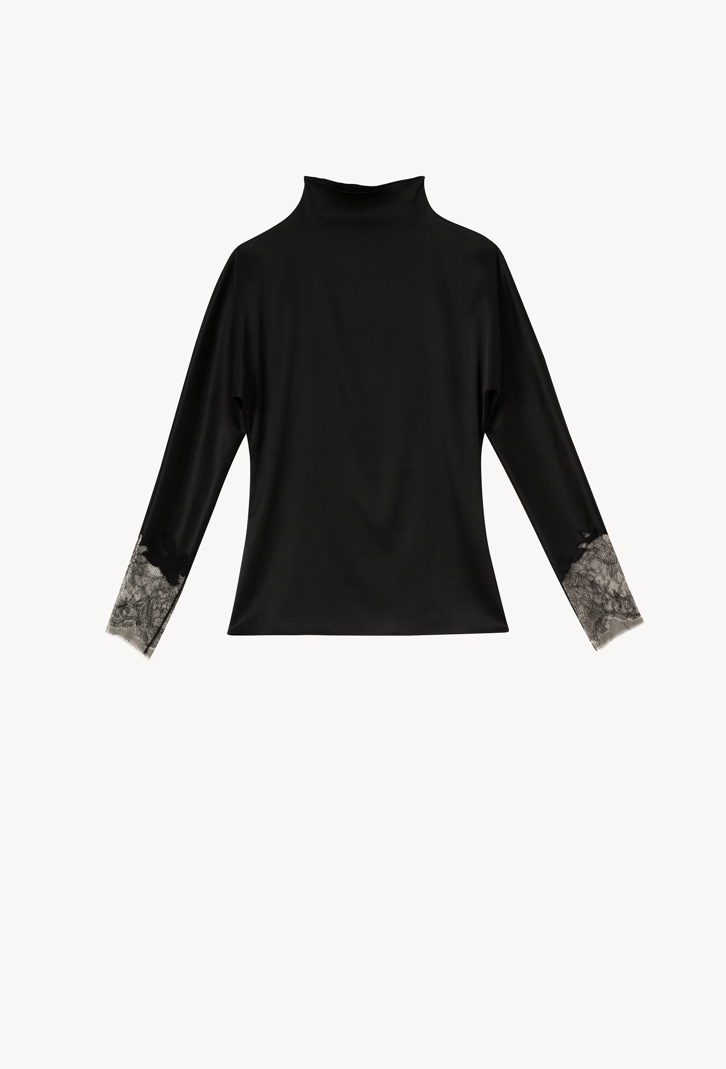 Made of silk and lace, explore the lingerie collection Winter 2026-27 from the house Carine Gilson with this Long sleeves top in Black Silk  with Black lace