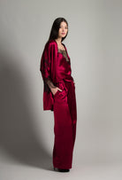 Discover the Winter 2026-27 collection of lingerie couture from the house Carine Gilson with this Short Kimono Raglan Style in Rubis red Silk  with Black lace