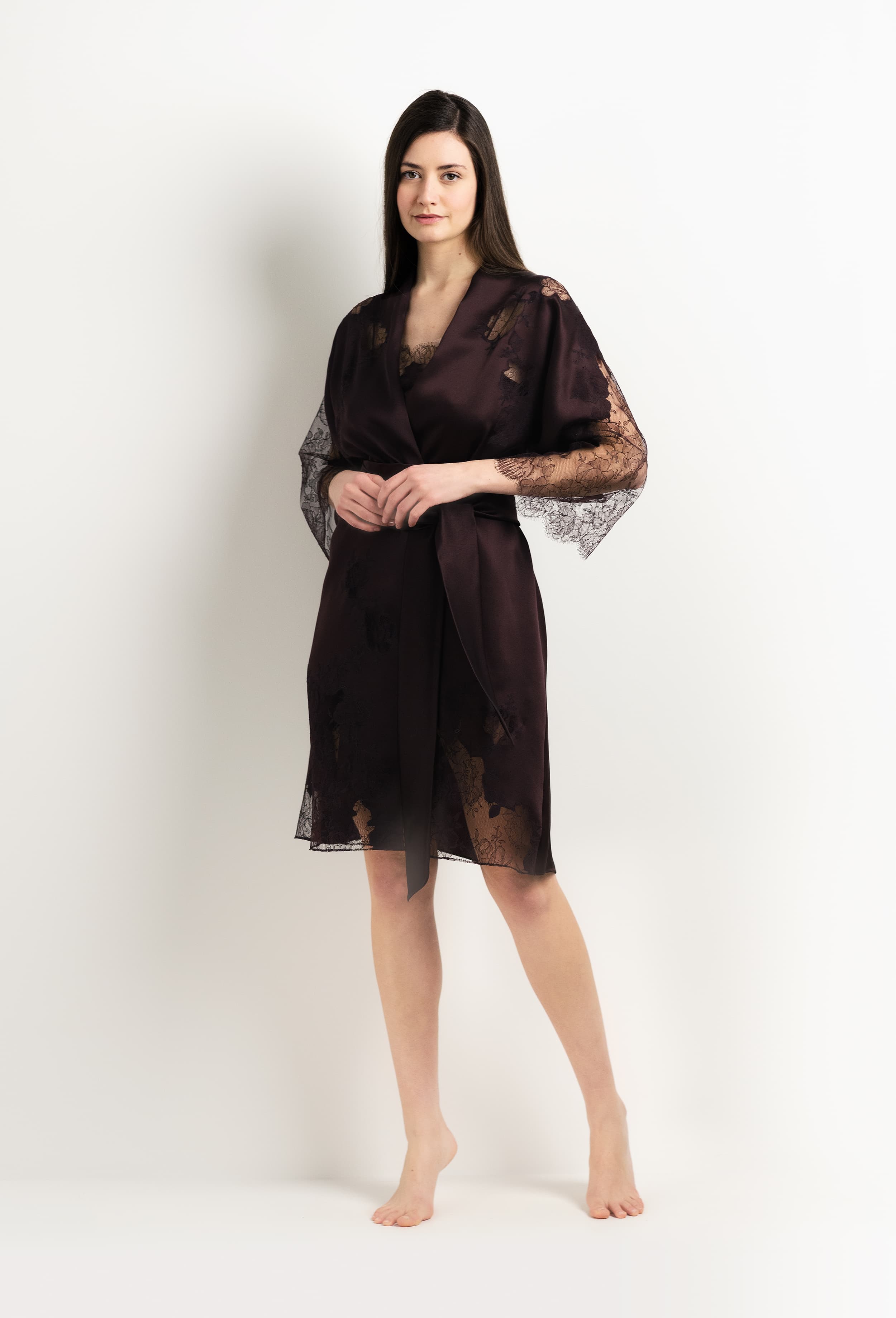 Enter Carine Gilson's world and the most beautiful silk lingerie with the 2025 Winter collection with this Kimono Raglan Style in Ebony Silk  with Ebony lace