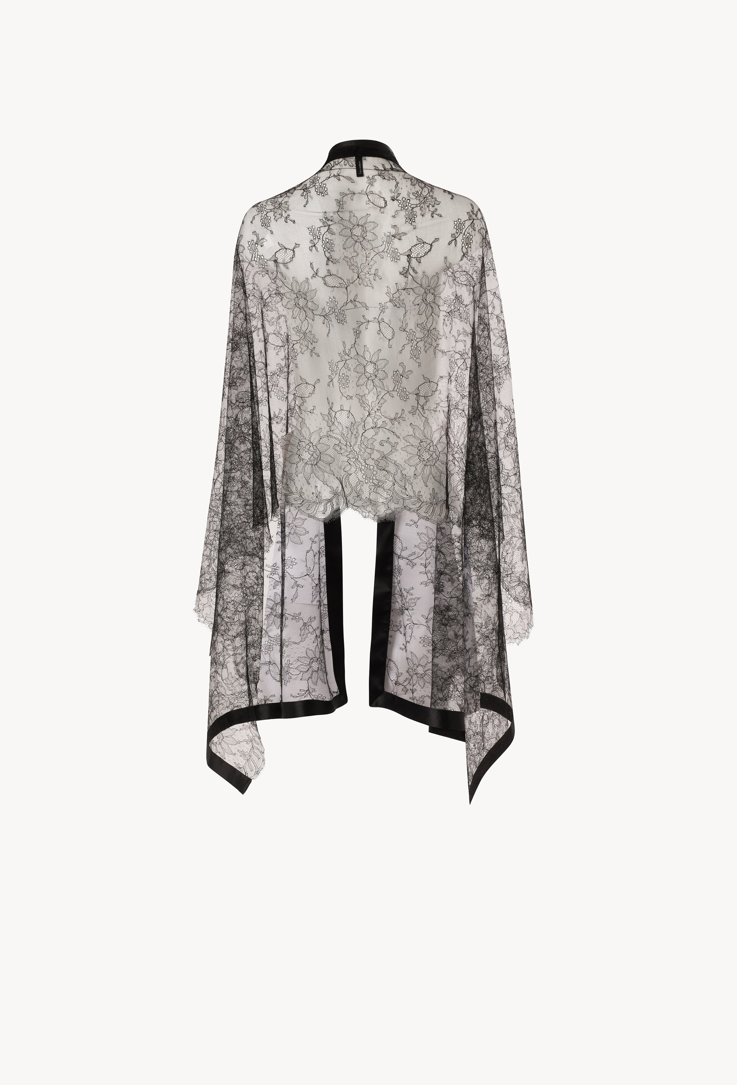 The Winter 2026-27 collection from the house Carine Gilson - The most beautiful couture lingerie to be discovered with this Large Stole with 3 facing - 65 x 210 approx in Black Silk  with Black lace
