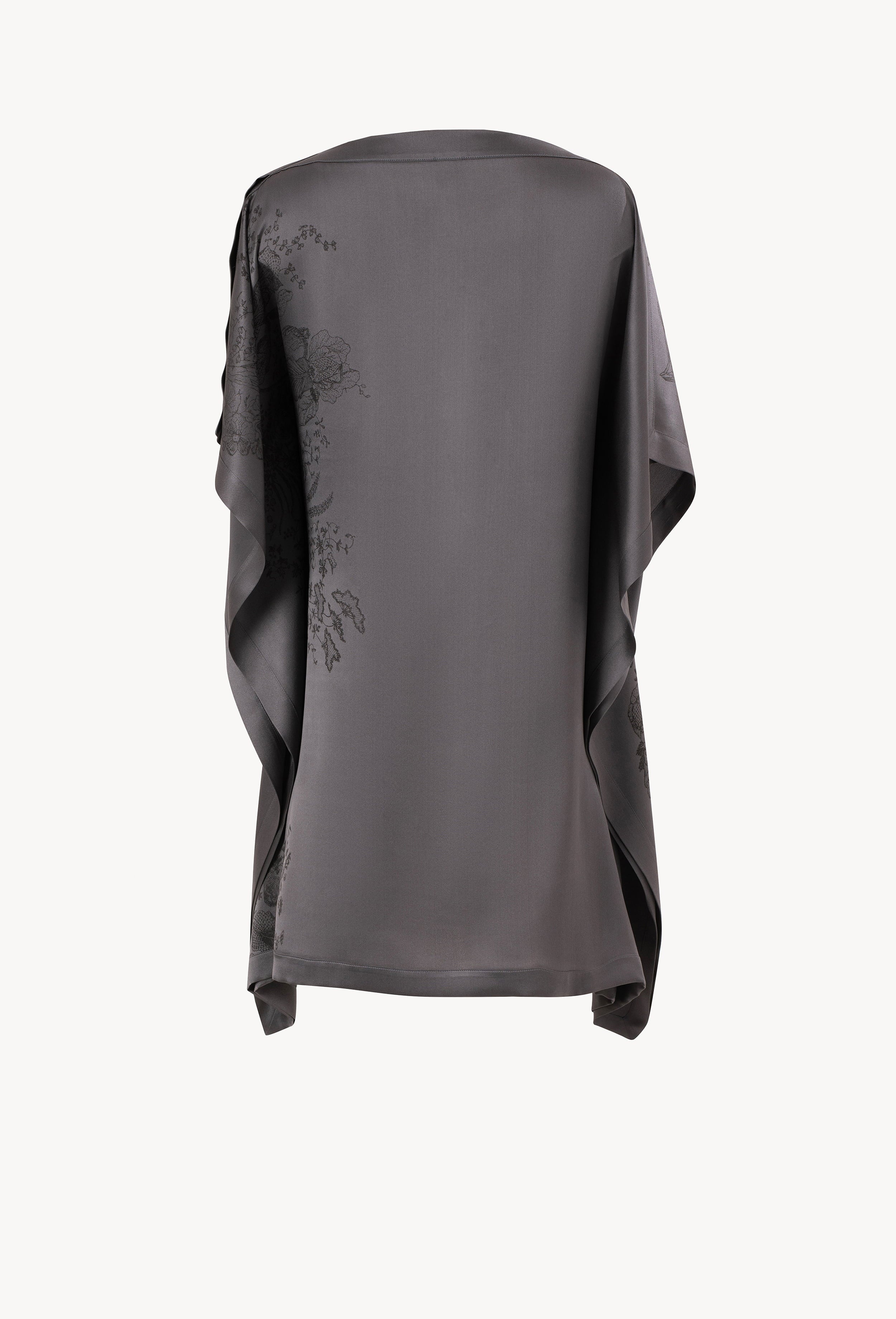 Made of hand printed silk, explore the lingerie collection Winter 2026-27 from the house Carine Gilson with this Short Kaftan with 2 Silk Carre in StormGrey print Silk 