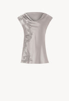 Discover the unique craftmanship of the belgian designer Carine Gilson in her atelier for the Hiver 2026-27 collection with this Top boat neck in LeadGrey Silk  with Grey lace