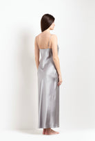 Enter Carine Gilson's world and the most beautiful silk lingerie with the Hiver 2026-27 collection with this Long Dress Classic Style in LeadGrey Silk  with Grey lace