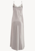 Enter Carine Gilson's world and the most beautiful silk lingerie with the Hiver 2026-27 collection with this Long Dress Classic Style in LeadGrey Silk  with Grey lace
