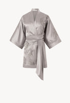 Made of silk and lace, explore the lingerie collection Hiver 2026-27 from the house Carine Gilson with this Short Kimono Classic Sleeves in LeadGrey Silk  with Grey lace
