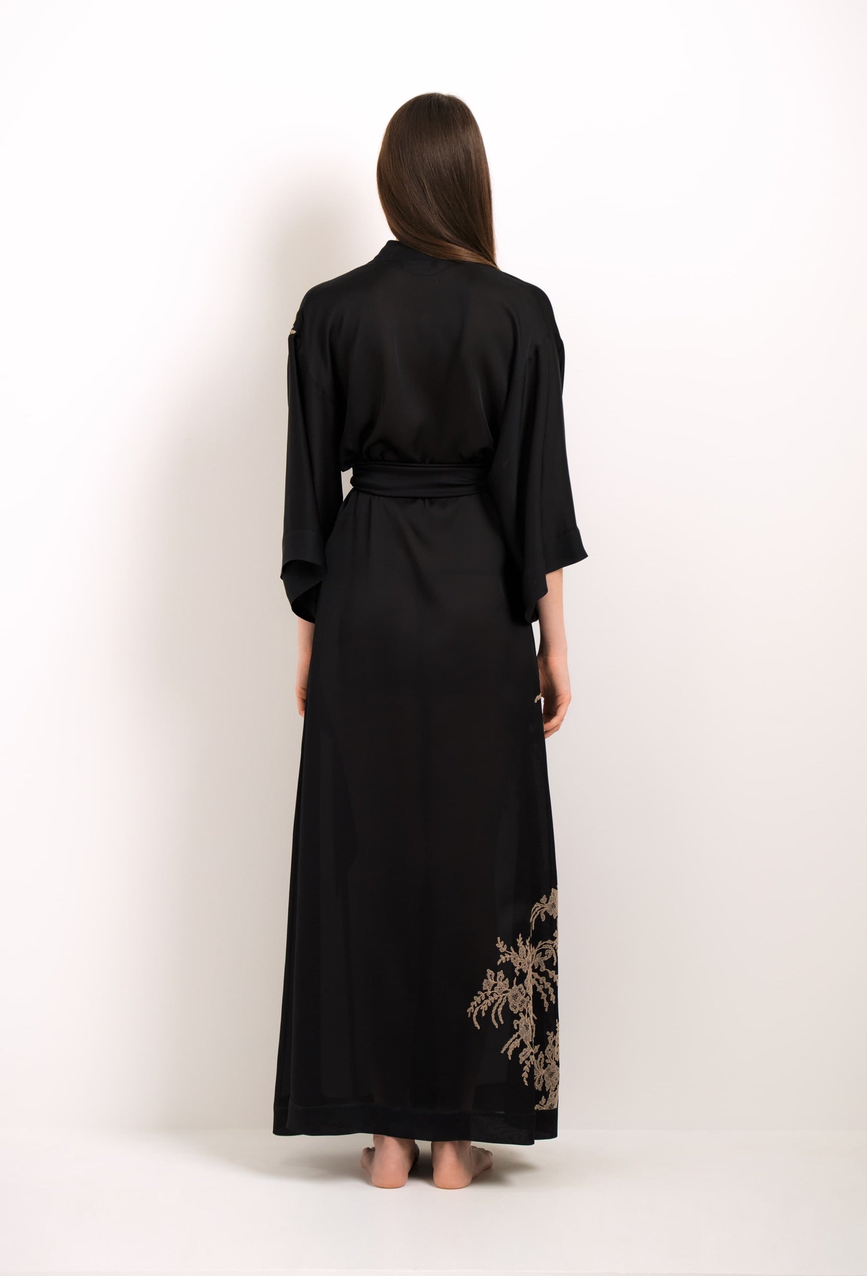 Be seduced by Carine Gilson silk lingerie collection with this Long Kimono Classic Sleeves in Black Silk with gold lace