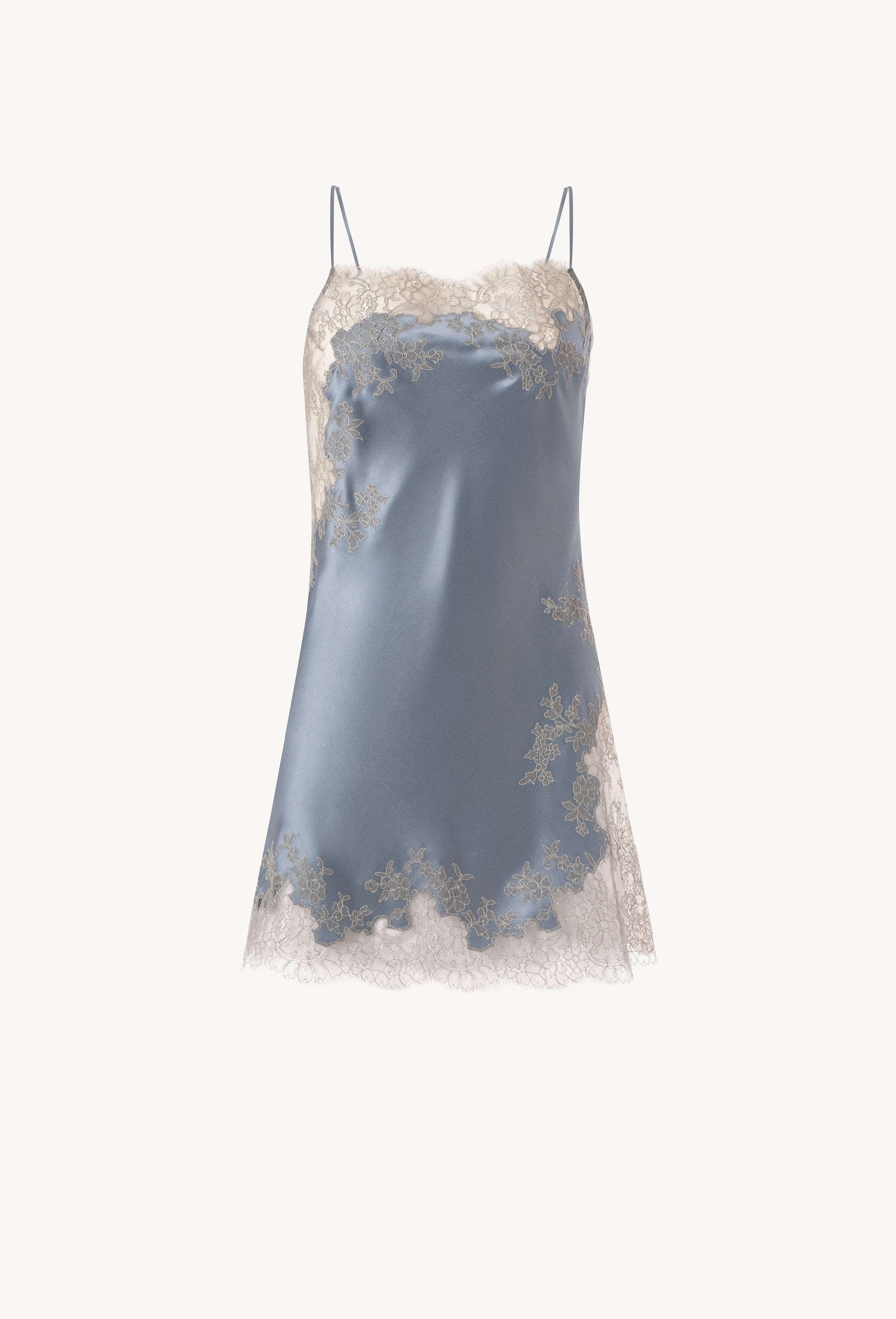 The Hiver 2026-27 collection from the house Carine Gilson - The most beautiful couture lingerie to be discovered with this babydoll style straight neckline in blue stone silk  with grey lace