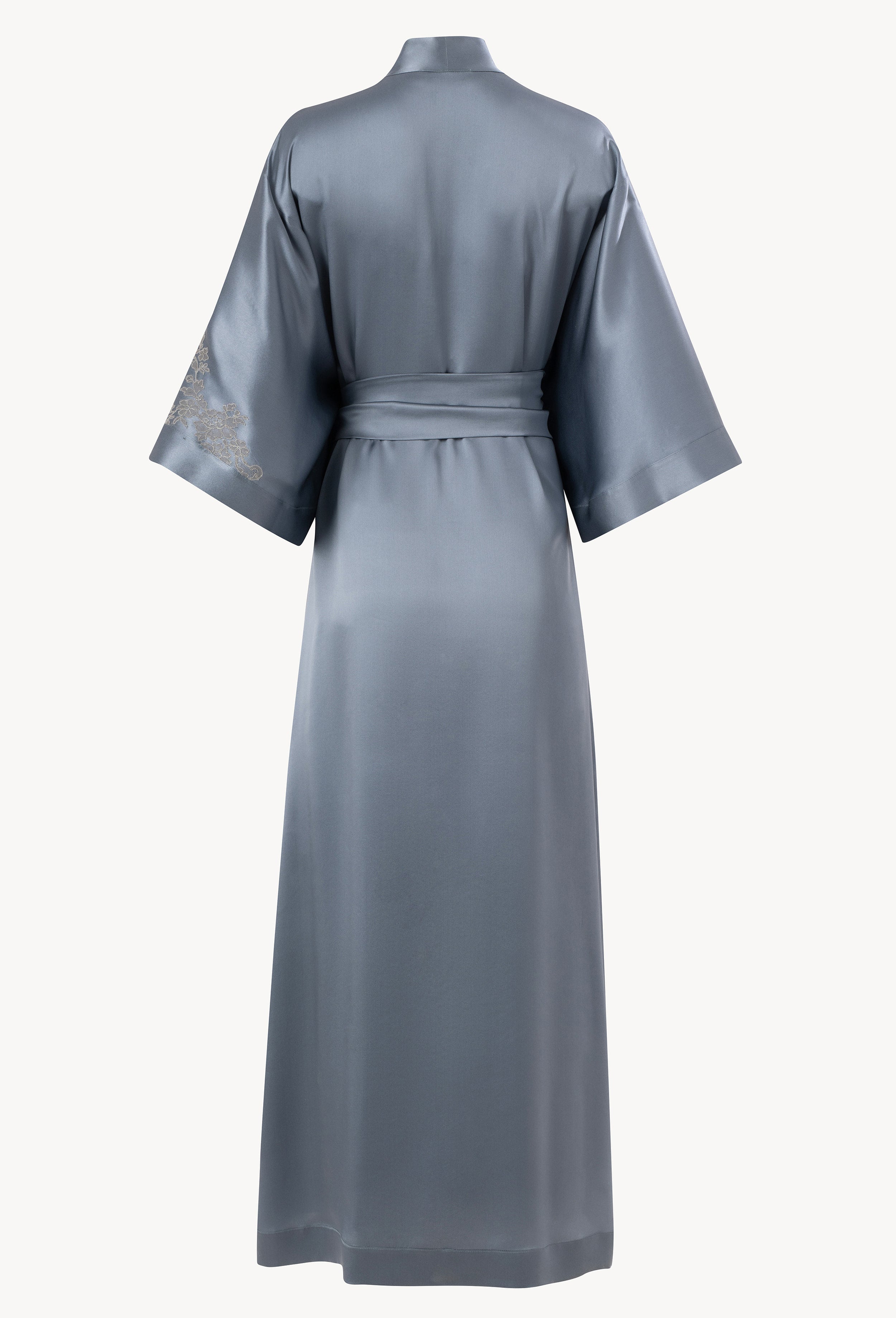 Discover the unique craftmanship of the belgian designer Carine Gilson in her atelier for the Hiver 2026-27 collection with this Long Kimono Classic Sleeves in Blue stone Silk  with Grey lace