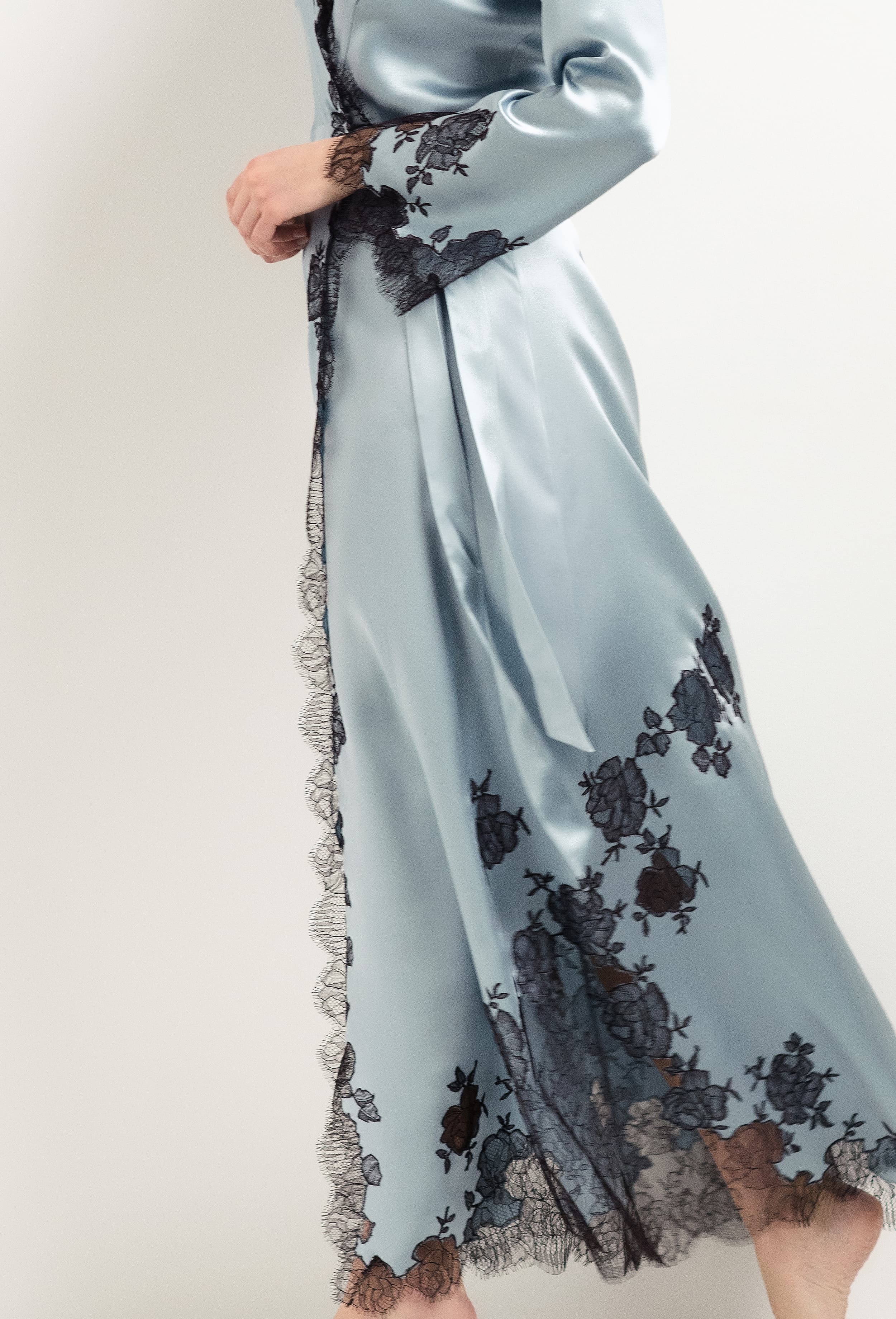 Be seduced by Carine Gilson most beautiful silk lingerie collection with this Long Déshabillé Skyfall in Frozen blue Silk  with Ebony lace