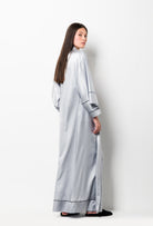 The Winter 2026-27 collection from the house Carine Gilson - The most beautiful couture loungewear to be discovered with this long kimono classic sleeves in Silver grey with contrast details