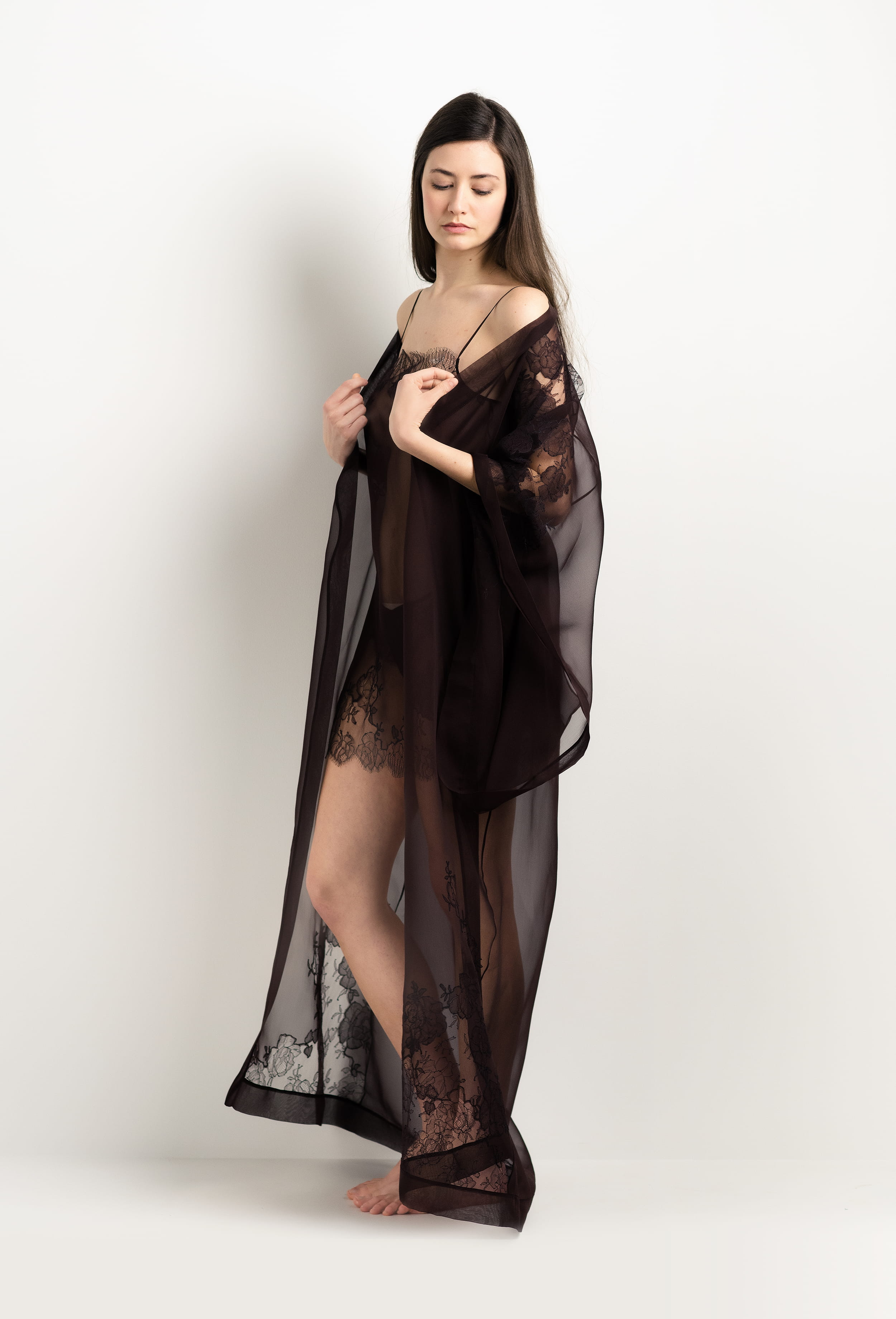 Discover the 2025 Winter collection of lingerie couture from the house Carine Gilson with this Long Kimono Butterfly Sleeves in Ebony Silk  with Ebony lace