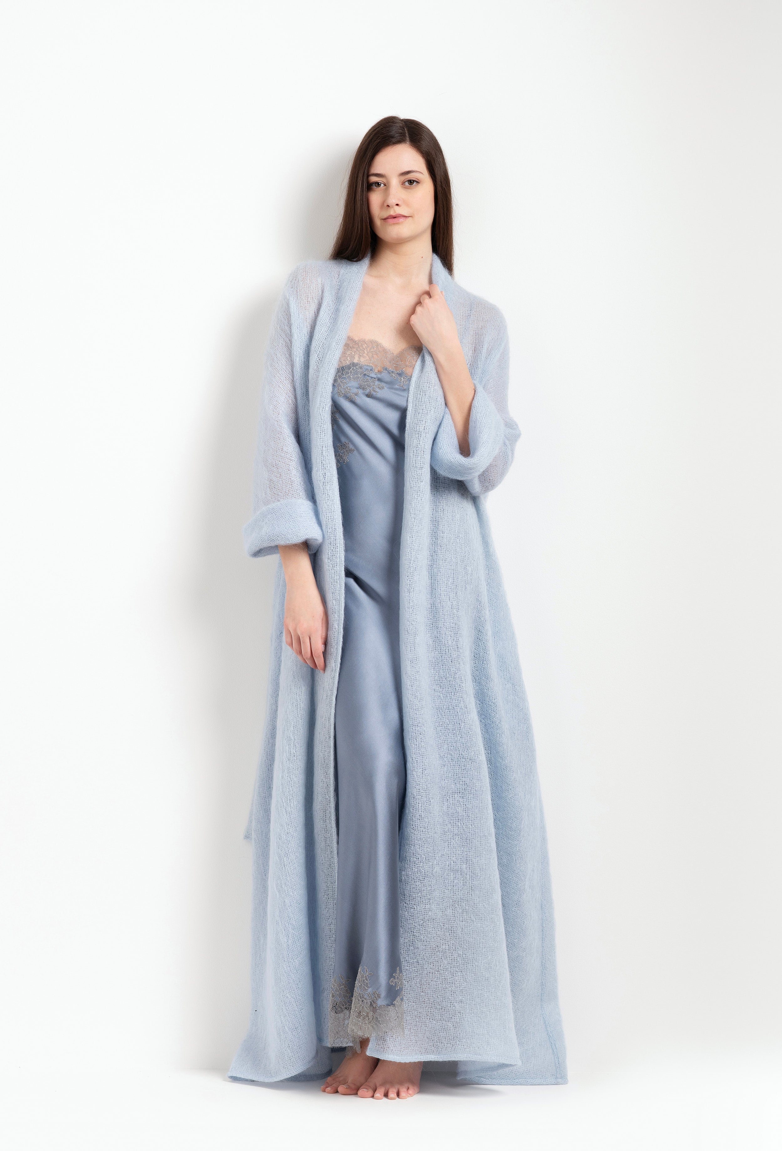 Be seduced by Carine Gilson most beautiful loungewear collection with this Long Raglan Jacket in Blue mohair