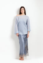 Enjoy the Hiver 2026-27 collection of lingerie couture from the house Carine Gilson with this Long sleeves oversize top in blue mohair