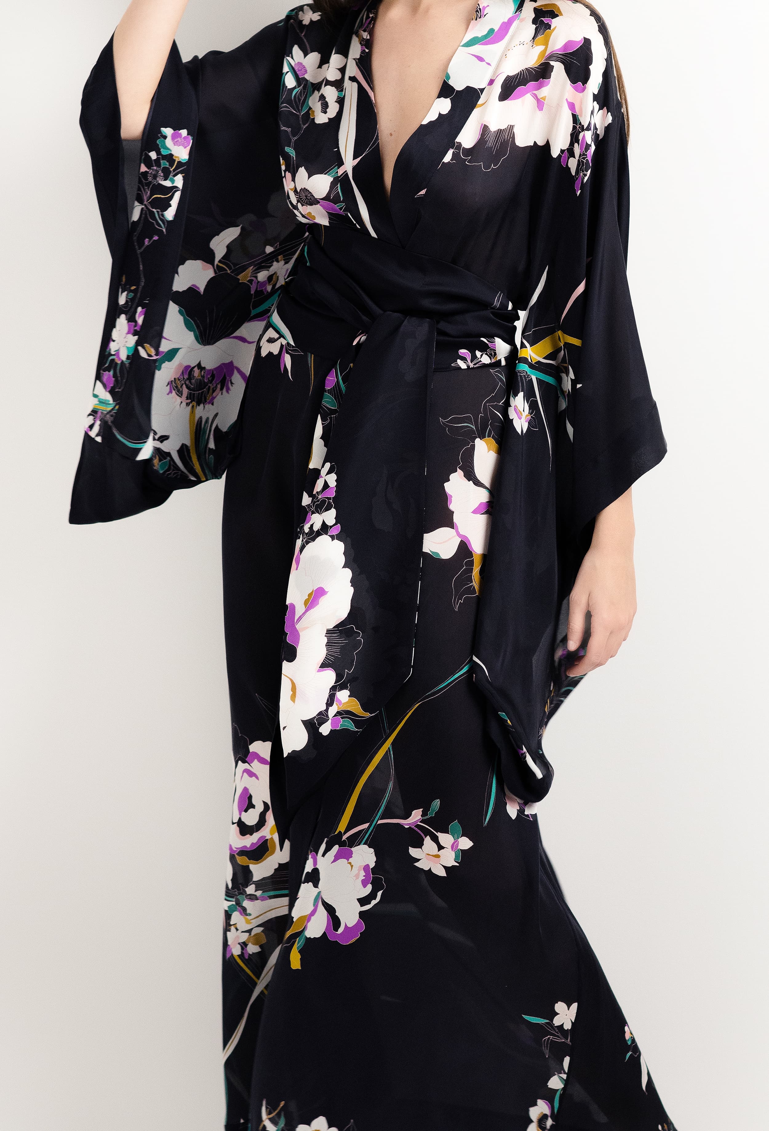 Be seduced by Carine Gilson most beautiful silk lingerie collection with this Long Kimono Butterfly Sleeves in Shadow of paradise Black Silk 