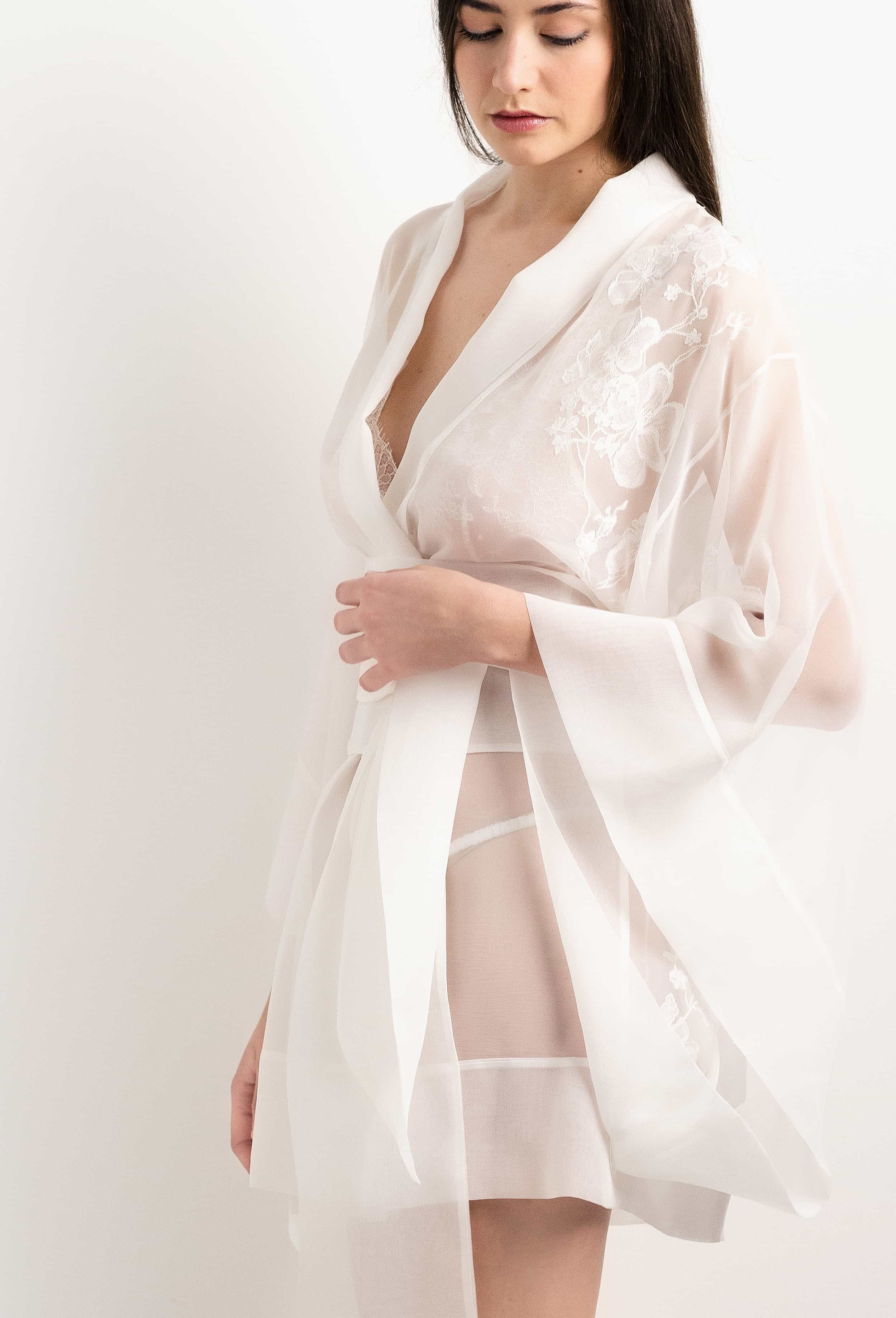 The 2025 Summer collection from the house Carine Gilson - The most beautiful couture lingerie to be discovered with this Short Kimono Butterfly Sleeves in Natural Silk  with Natural lace