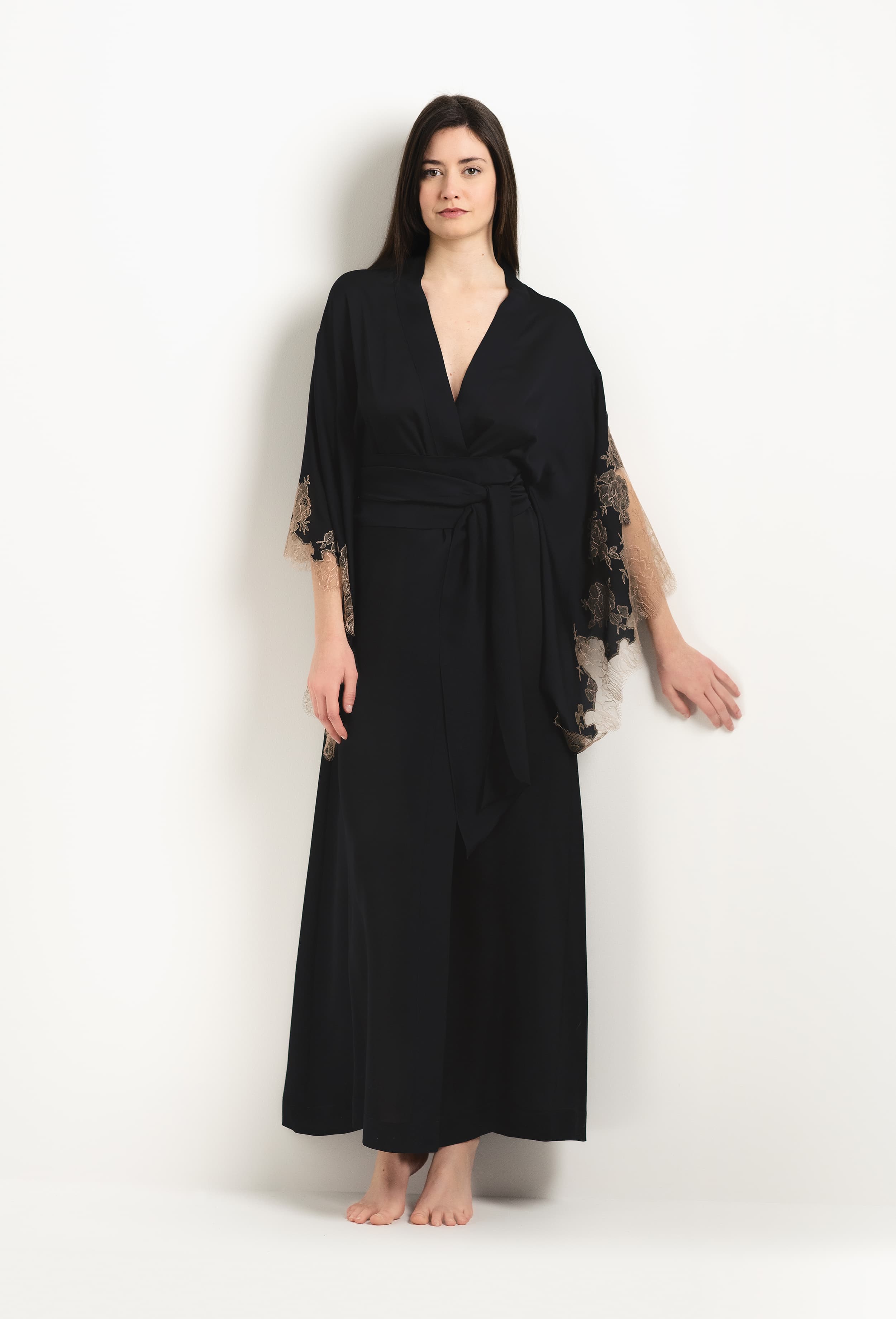 Be seduced by Carine Gilson most beautiful silk lingerie collection with this Long Kimono Butterfly Sleeves in Black Silk  with Vison lace