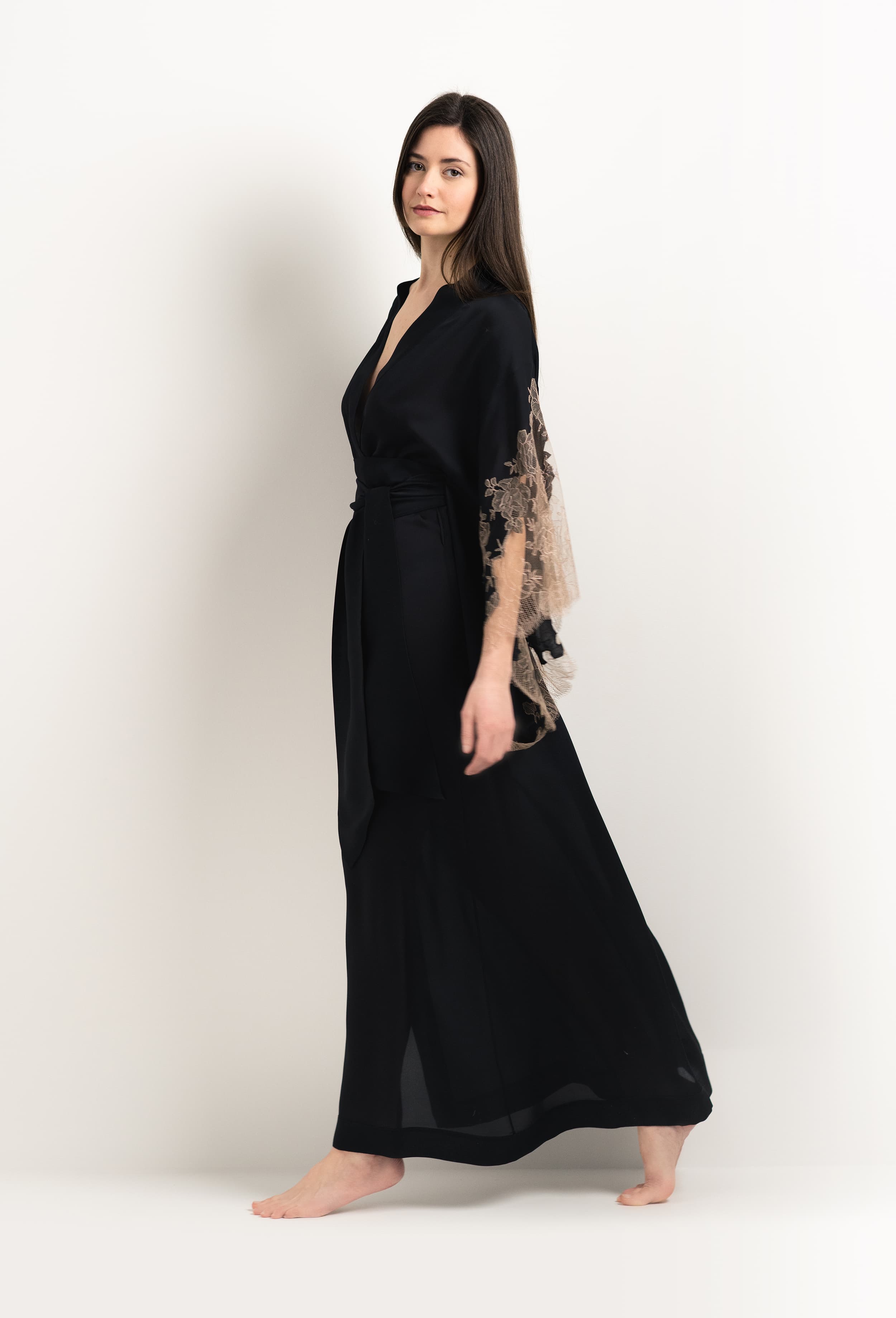 Be seduced by Carine Gilson most beautiful silk lingerie collection with this Long Kimono Butterfly Sleeves in Black Silk  with Vison lace