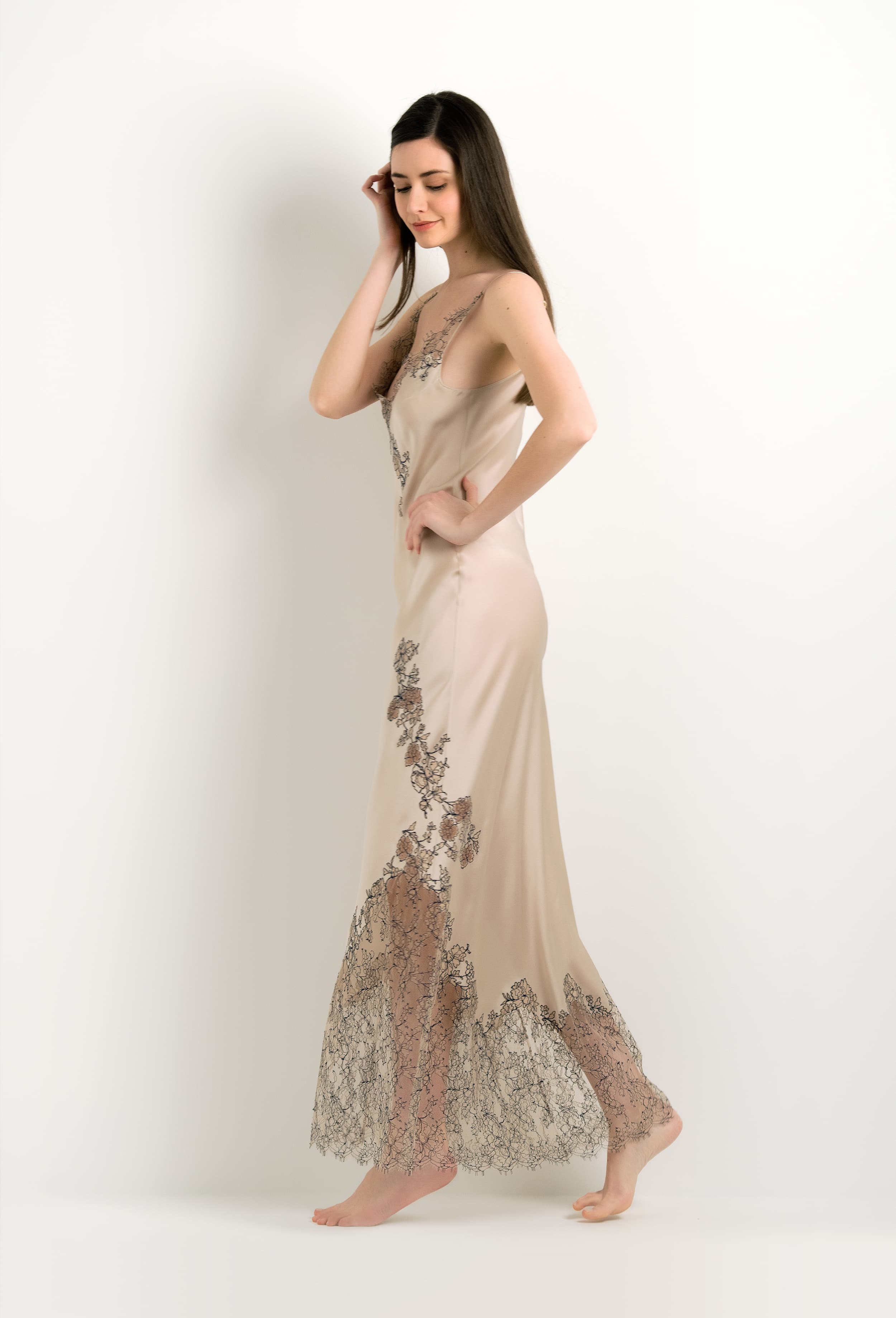 Enjoy the 2024 winter collection of lingerie couture from the house Carine Gilson with this Long Gown V Neckline in sand beige Silk with Beige Navy lace