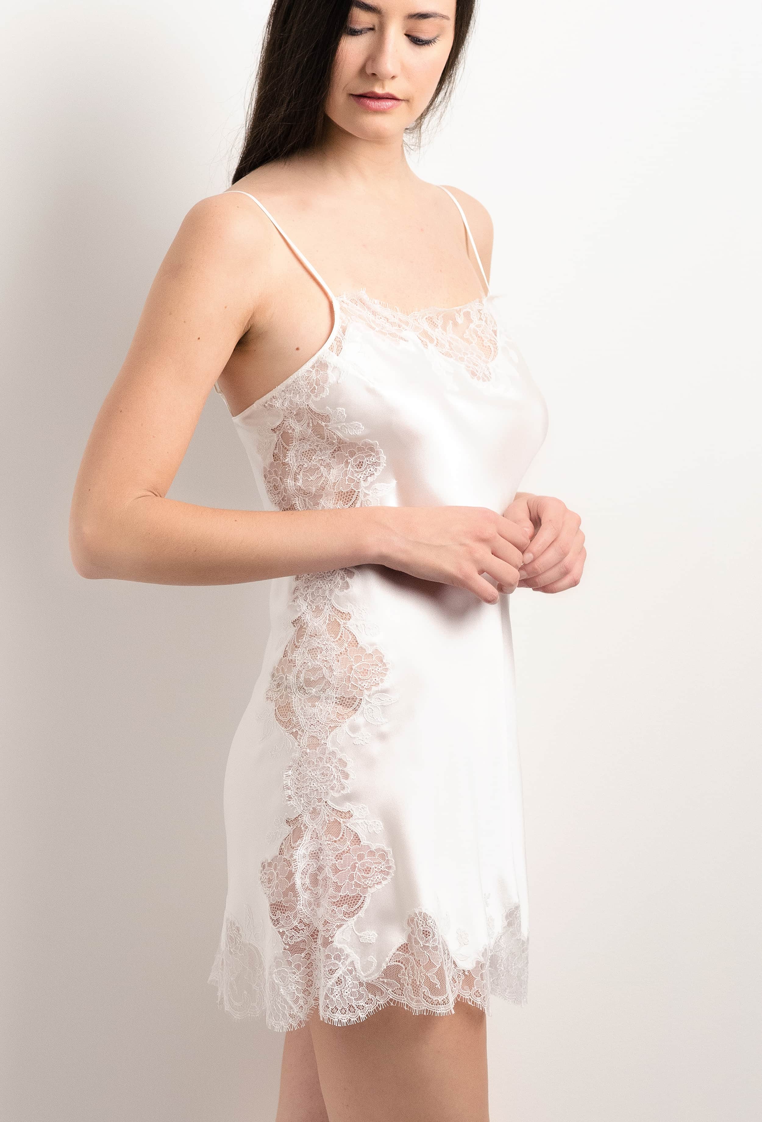 The 2025 Summer collection from the house Carine Gilson - The most beautiful couture lingerie to be discovered with this Slip Babydoll Style Straight Neckline in Natural Silk  with Natural lace