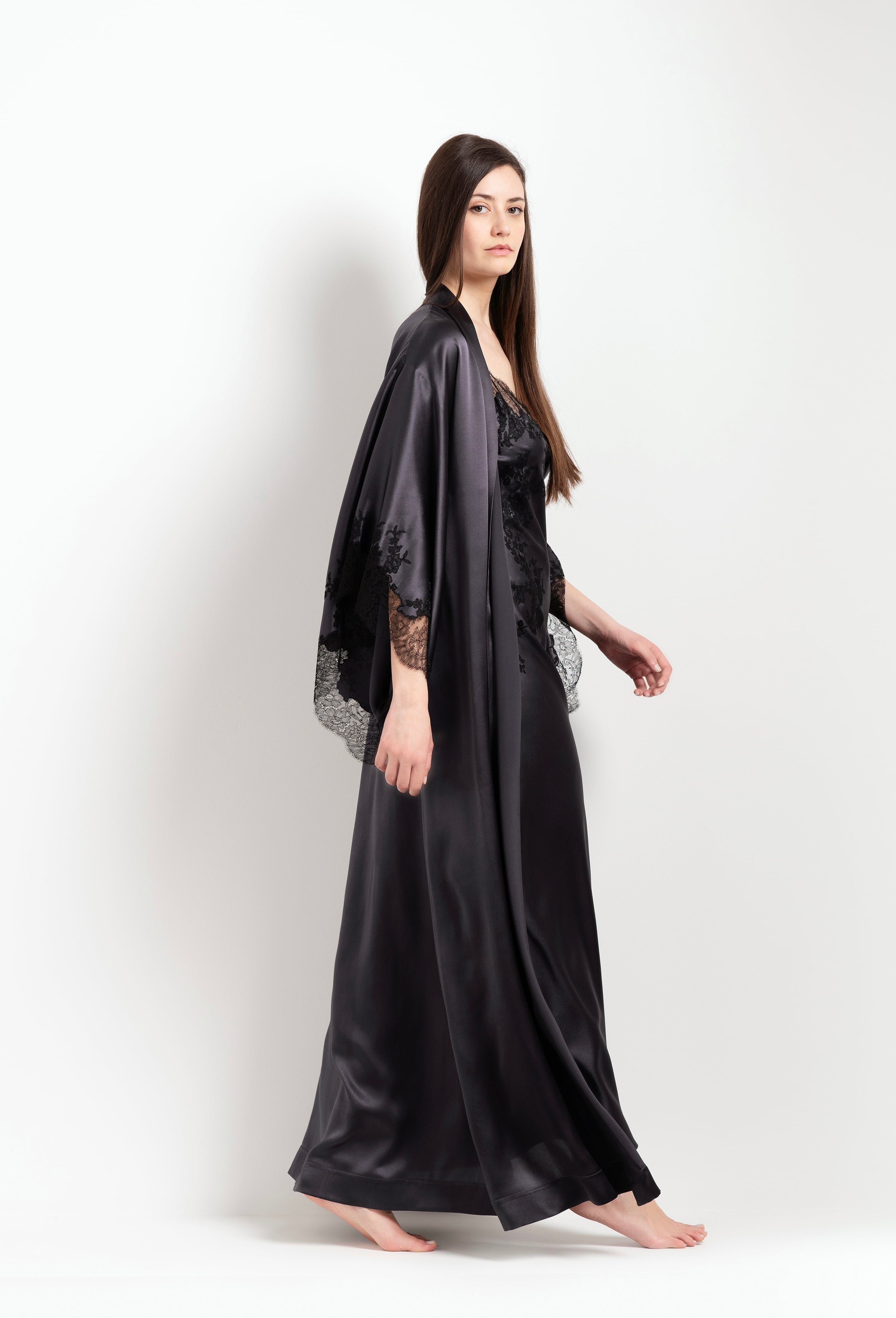 Be seduced by Carine Gilson most beautiful silk lingerie collection with this Long Kimono Butterfly Sleeves in DarkGrey Silk  with black lace