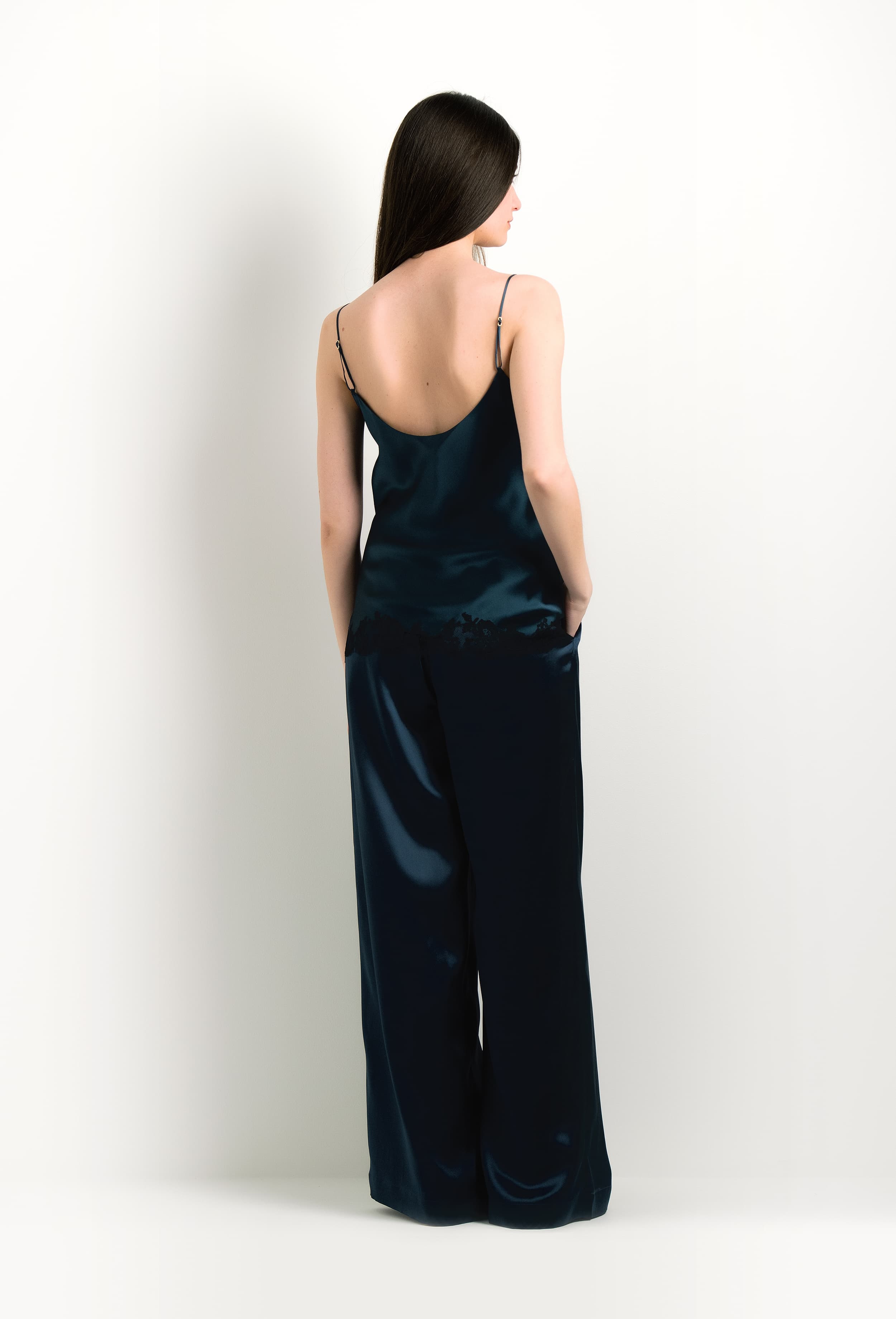 Enjoy the 2024 winter collection of lingerie couture from the house Carine Gilson with this Camisole V Neckline in dark blue Silk with Black lace