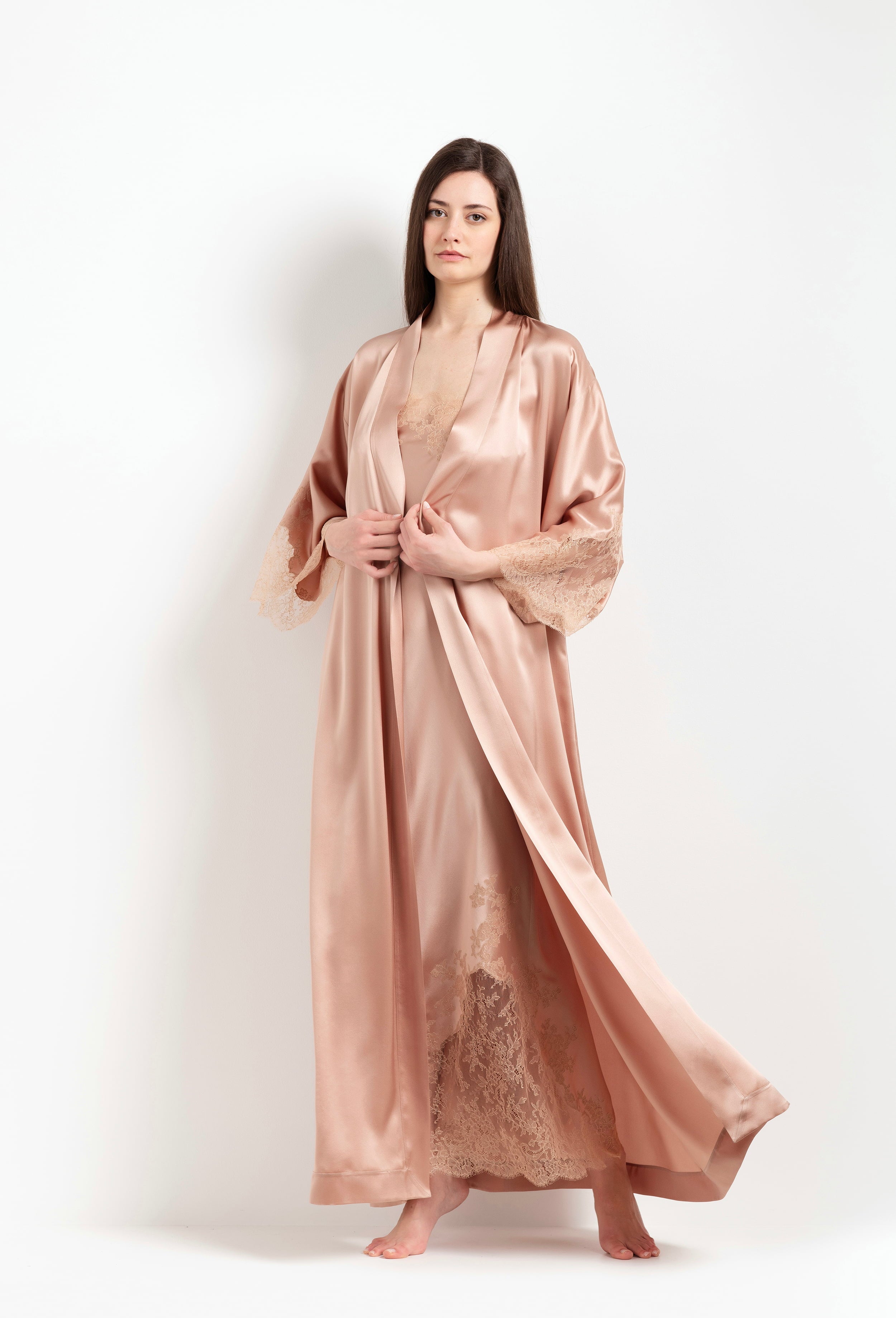 The Winter 2026-27 collection from the house Carine Gilson - The most beautiful couture lingerie to be discovered with this Long Kimono Classic Sleeves in Beige vison Silk  with Beige vison lace