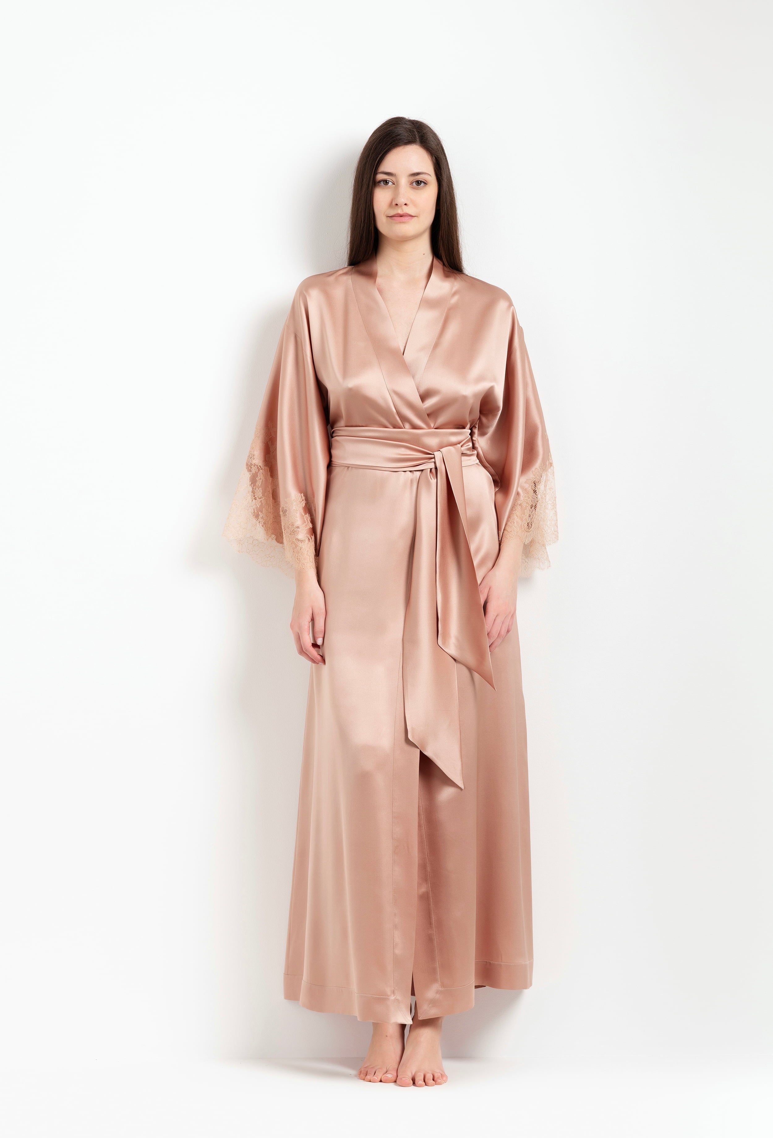 The Winter 2026-27 collection from the house Carine Gilson - The most beautiful couture lingerie to be discovered with this Long Kimono Classic Sleeves in Beige vison Silk  with Beige vison lace