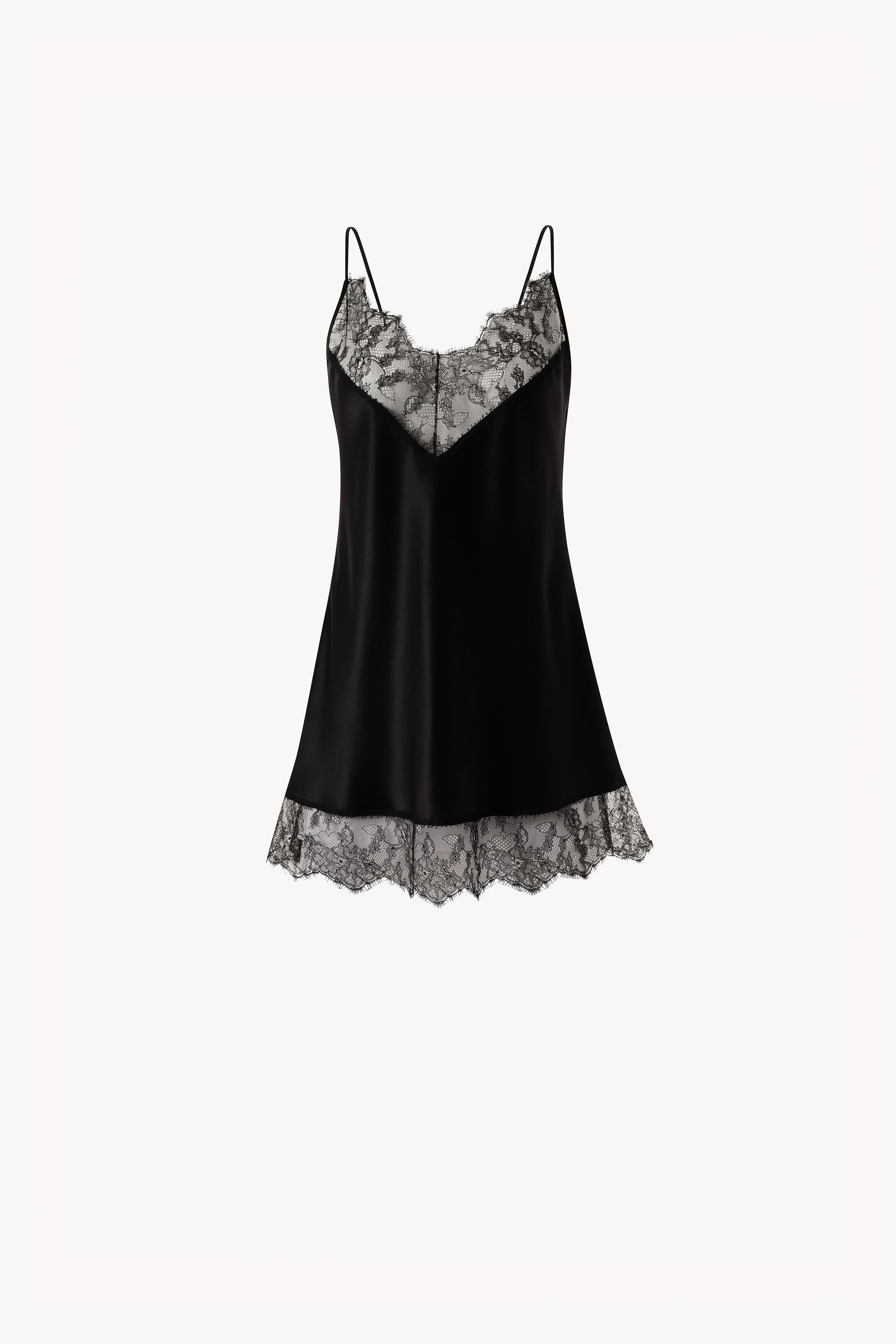 Enter Carine Gilson's world and the most beautiful silk lingerie with the 2026 Summer collection with this top with classic neckline in black silk with black lace